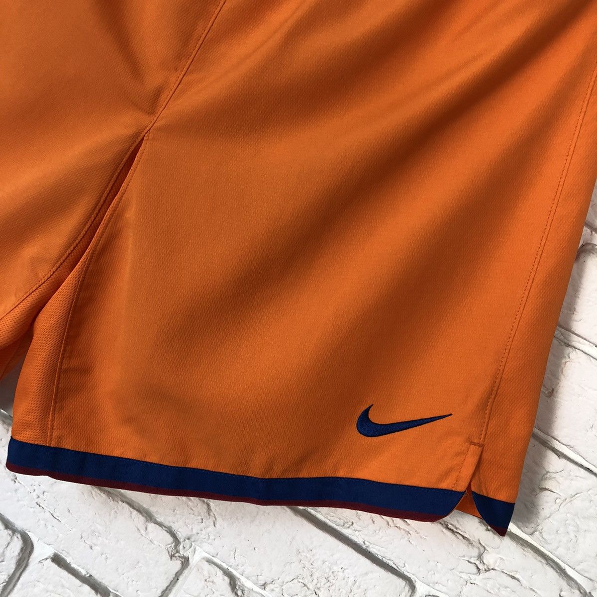 Nike Barcelona Nike 2006 2008 away shorts vintage Size US 32 / EU 48 - 2 Thumbnail