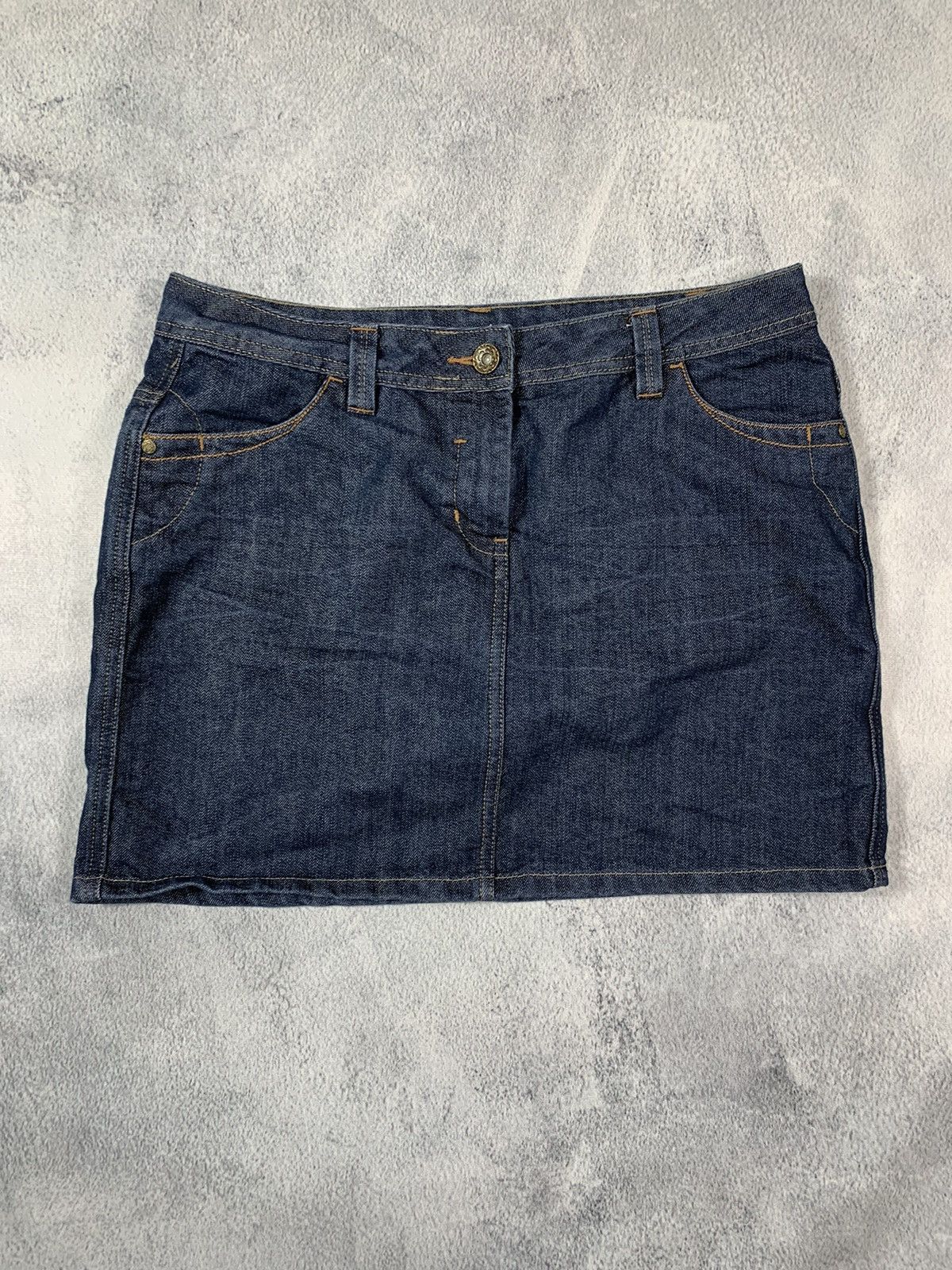 Japanese Brand × Vintage Vintage Y2K denim japanese skirt streetwear size 32 Size 32" / US 10 / IT 46 - 1 Thumbnail