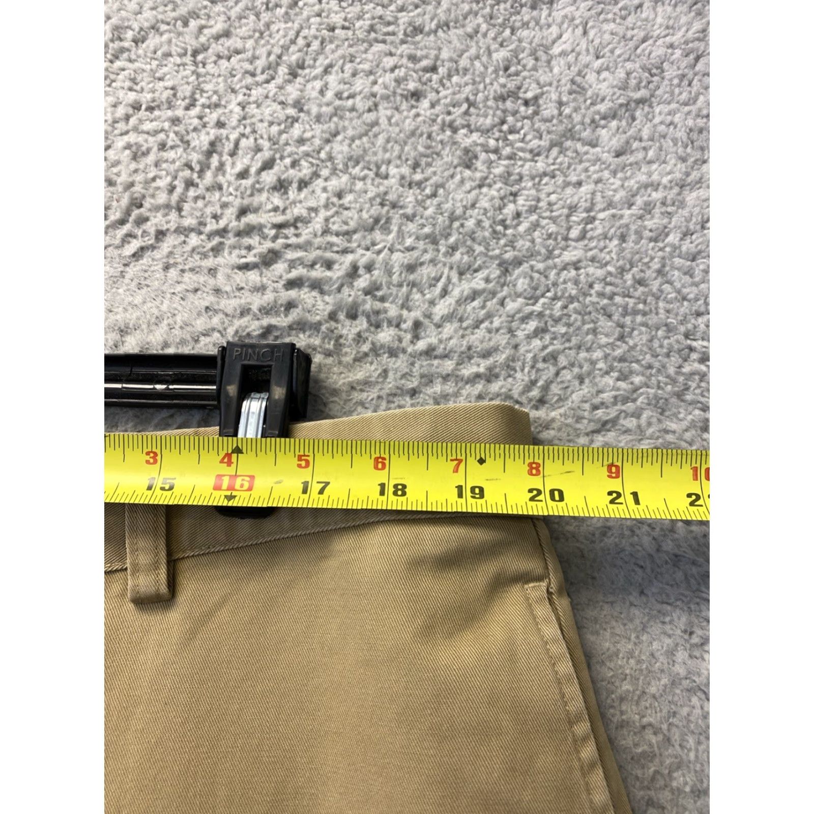 Vintage VINTAGE L.L. Bean Pants Mens 40x30 Khaki Cotton Trousers Regular Classic Chino Flat Front Zip Pockets USA Classic Fit 30 Inseam Mens Size US 40 / EU 56 - 3 Thumbnail
