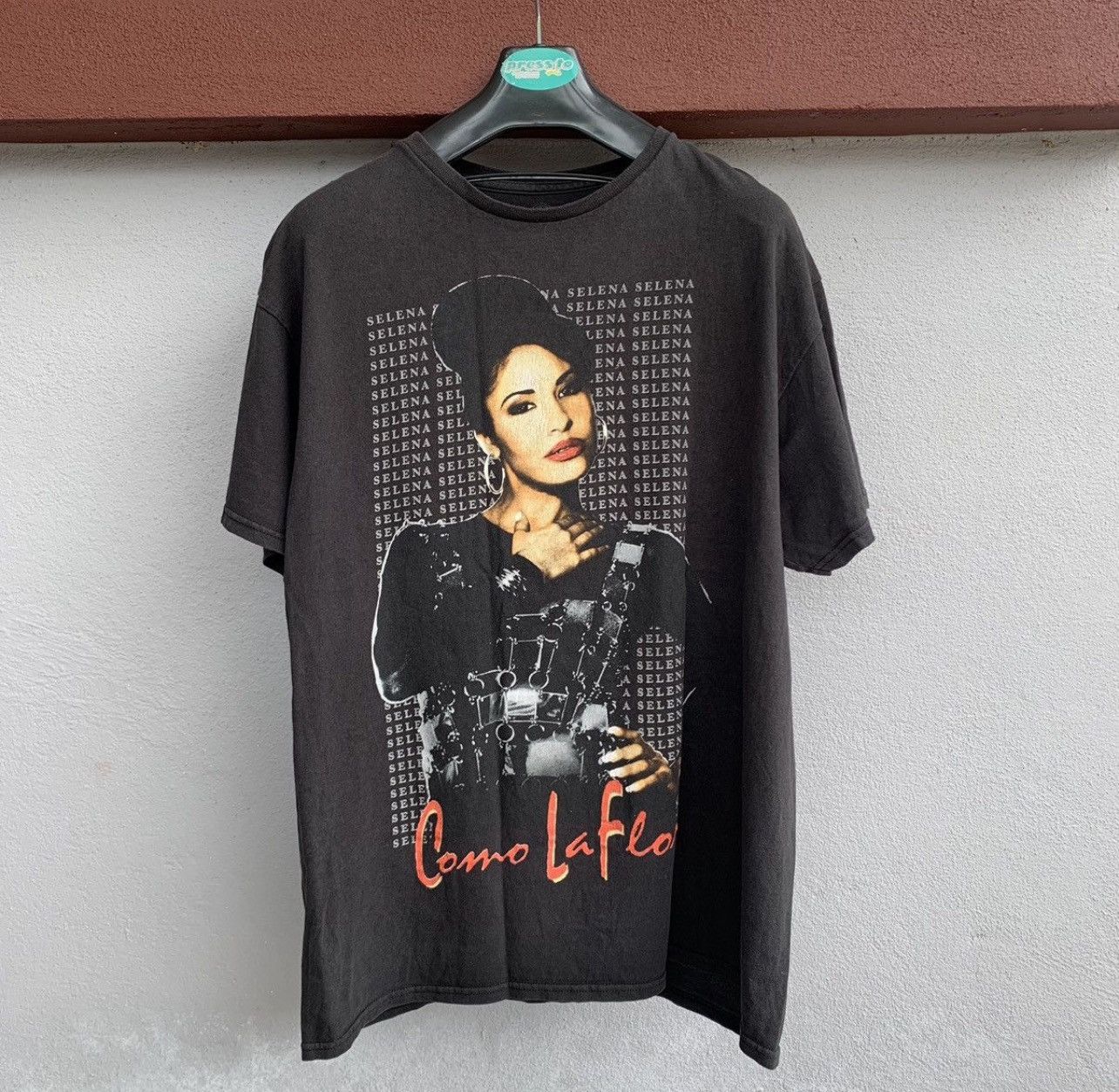 Band Tees Vintage Selena Quintanilla Como La Flor Graphic T-Shirt Size US L / EU 52-54 / 3 - 1 Thumbnail