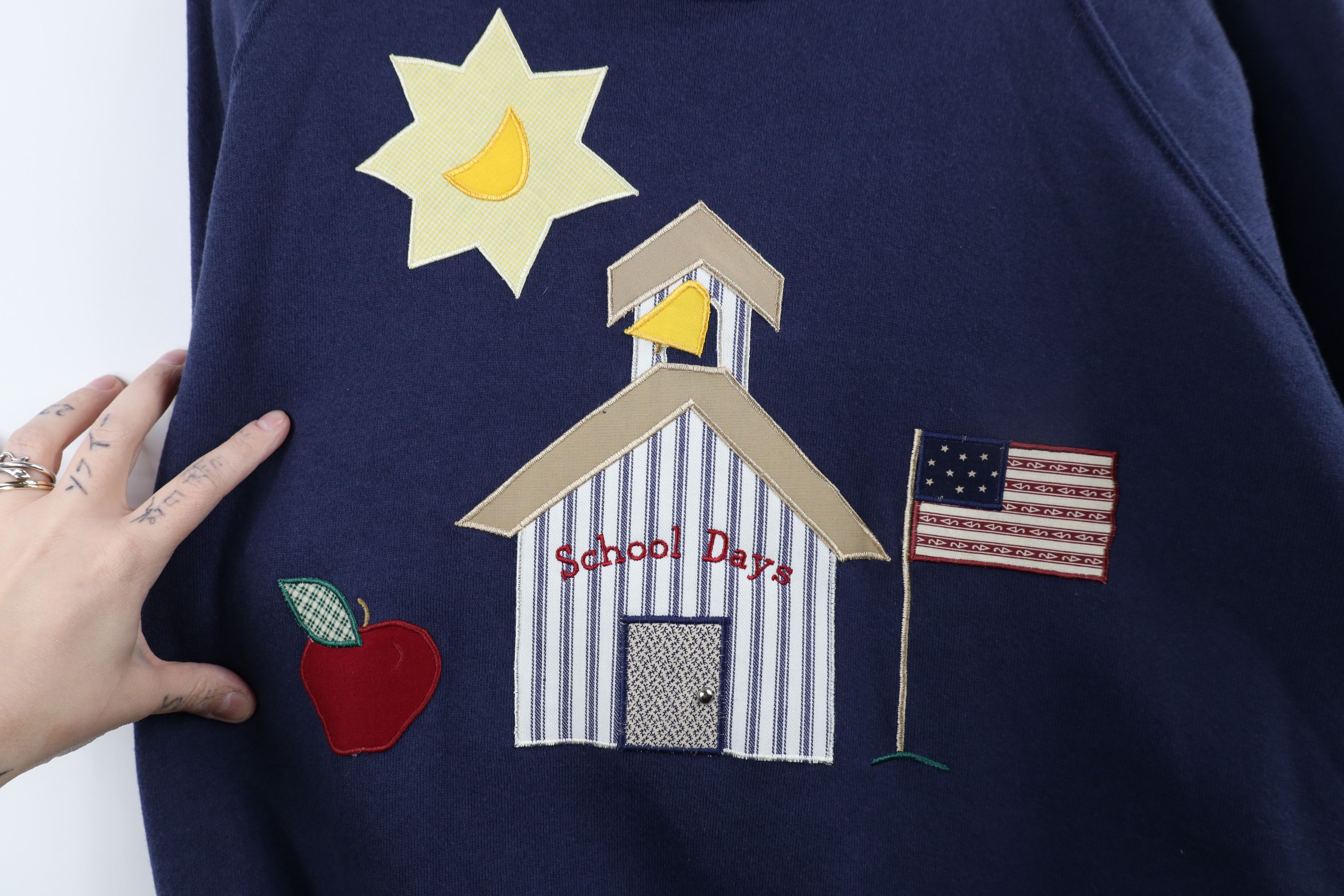 Vintage Deadstock Vintage 90s Streetwear School Patch Sweatshirt USA Size 3XL / US 20-22 - 9 Thumbnail