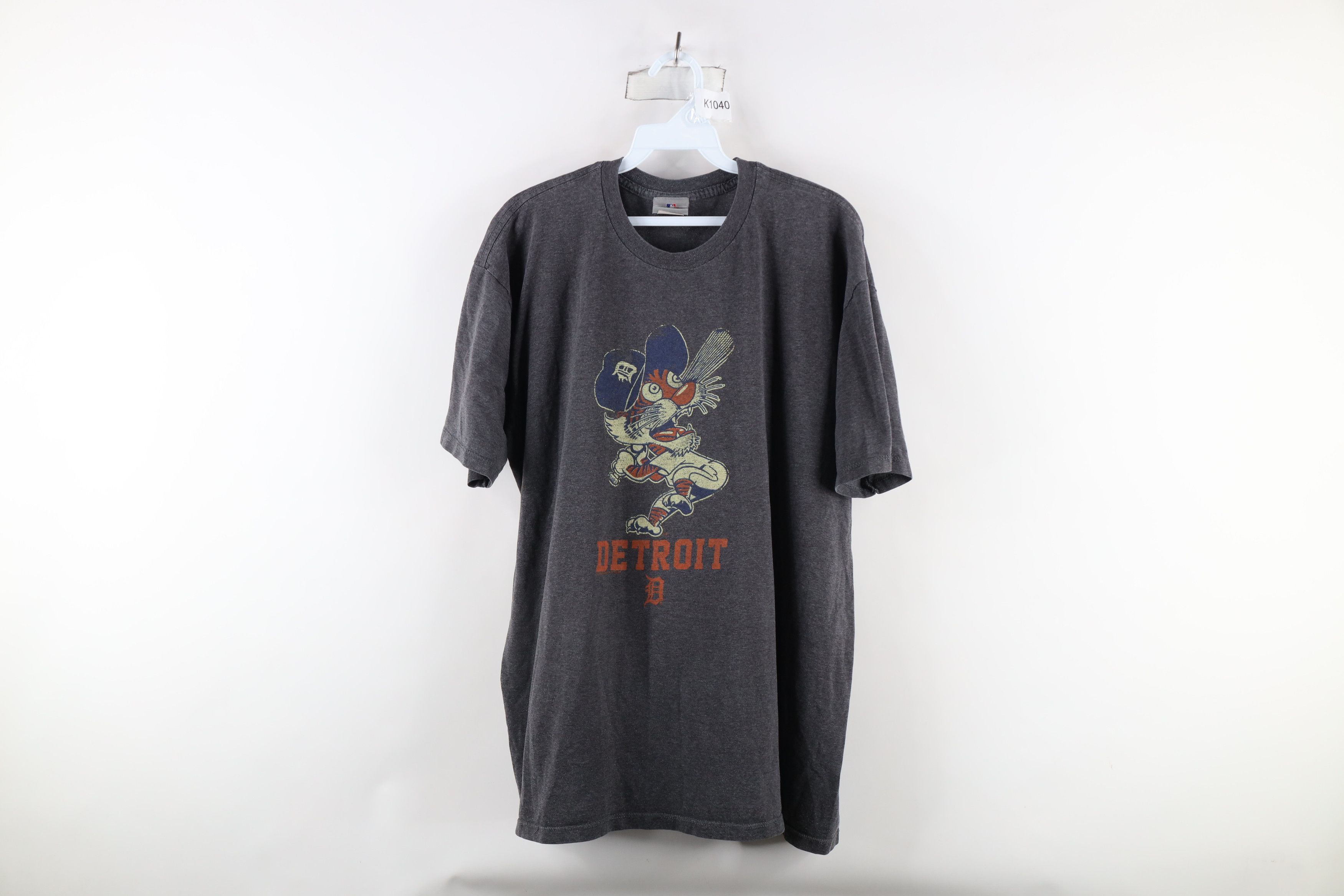 Vintage Vintage Logo Detroit Tigers Old English D Baseball T-Shirt Size XL / US 12-14 / IT 48-50 - 1 Thumbnail