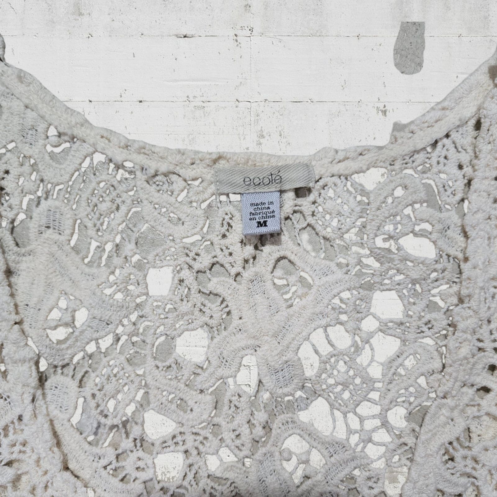 Other Ivory Lace Crochet Sleeveless Top Size Medium Size M / US 6-8 / IT 42-44 - 2 Thumbnail