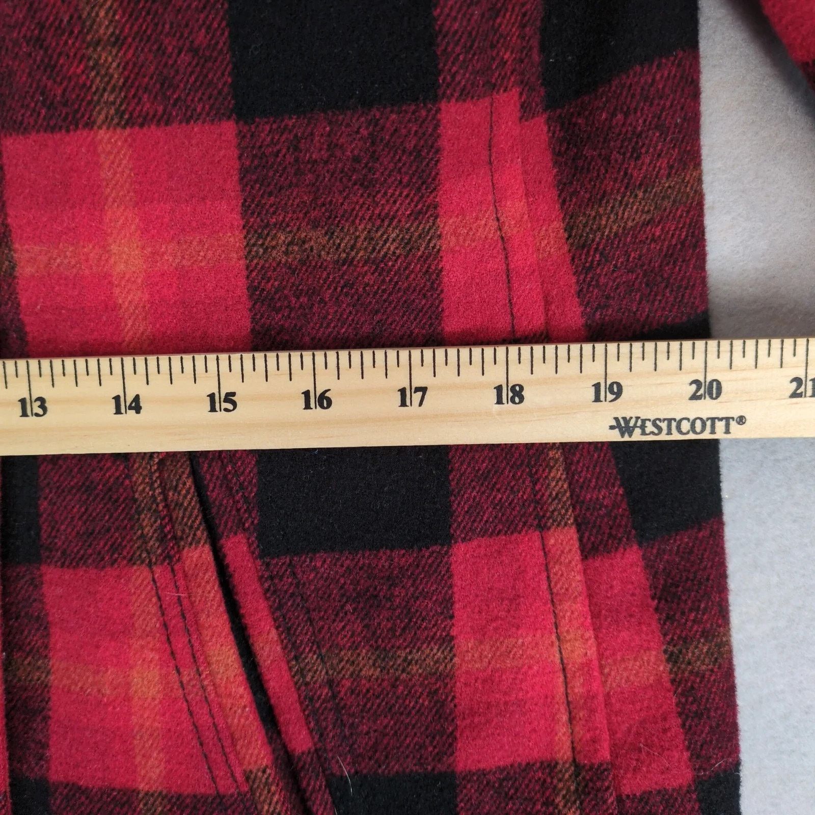 Old Navy Old Navy Wool Blend Buffalo Plaid Coat Women Double Breasted Size L / US 10 / IT 46 - 10 Thumbnail