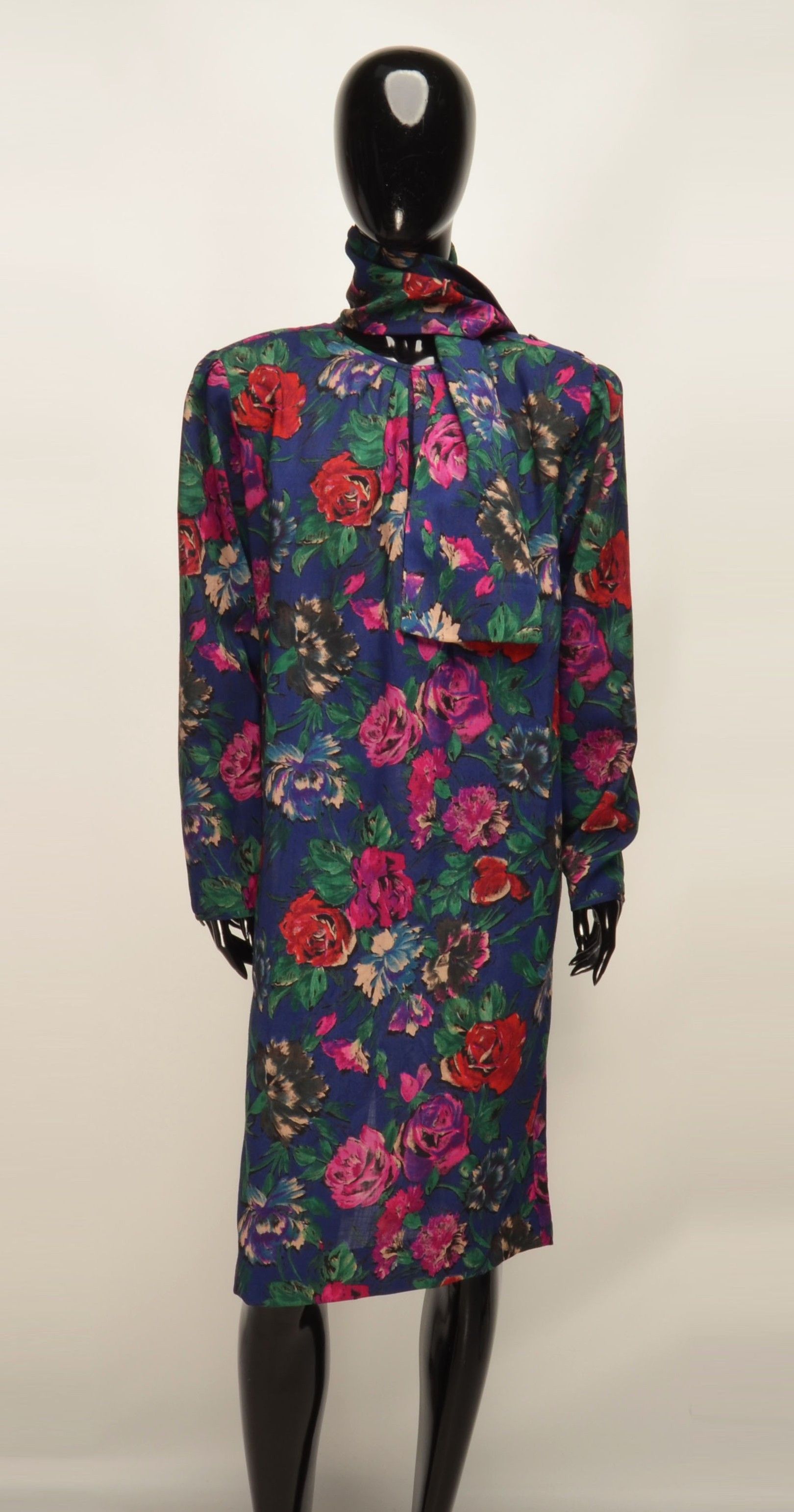 Ungaro Paris Vintage Ungaro Ter Floral Pussy Bow Secretary Midi Dress Size M / US 6-8 / IT 42-44 - 1 Thumbnail