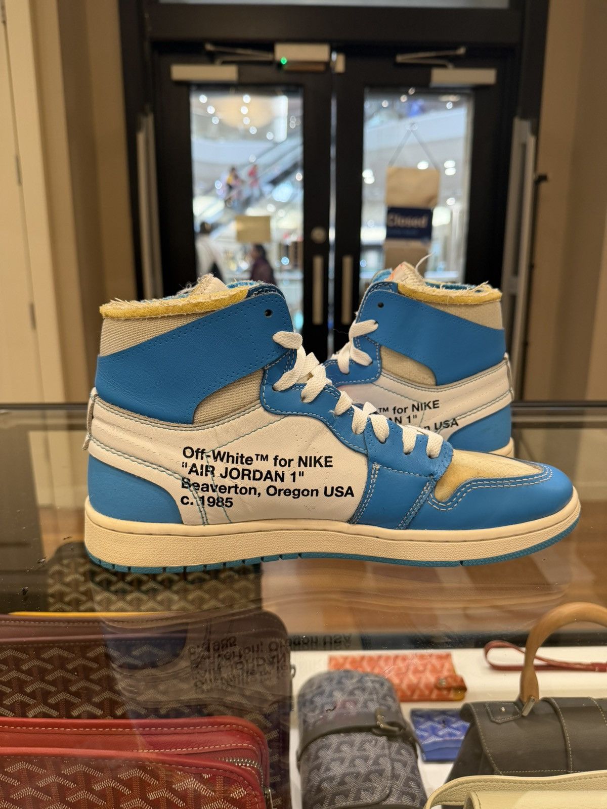 Jordan Brand × Off-White Jordan 1 Retro High - Off White University Blue Size US 10.5 / EU 43-44 - 4 Thumbnail