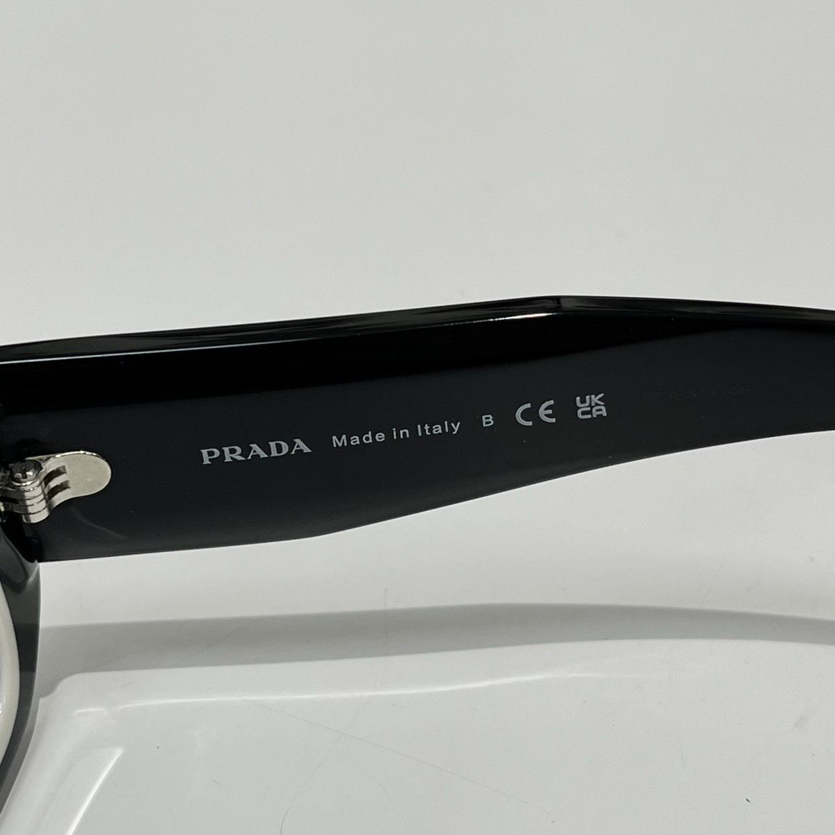 Prada Prada Sunglasses Black Size ONE SIZE - 8 Thumbnail