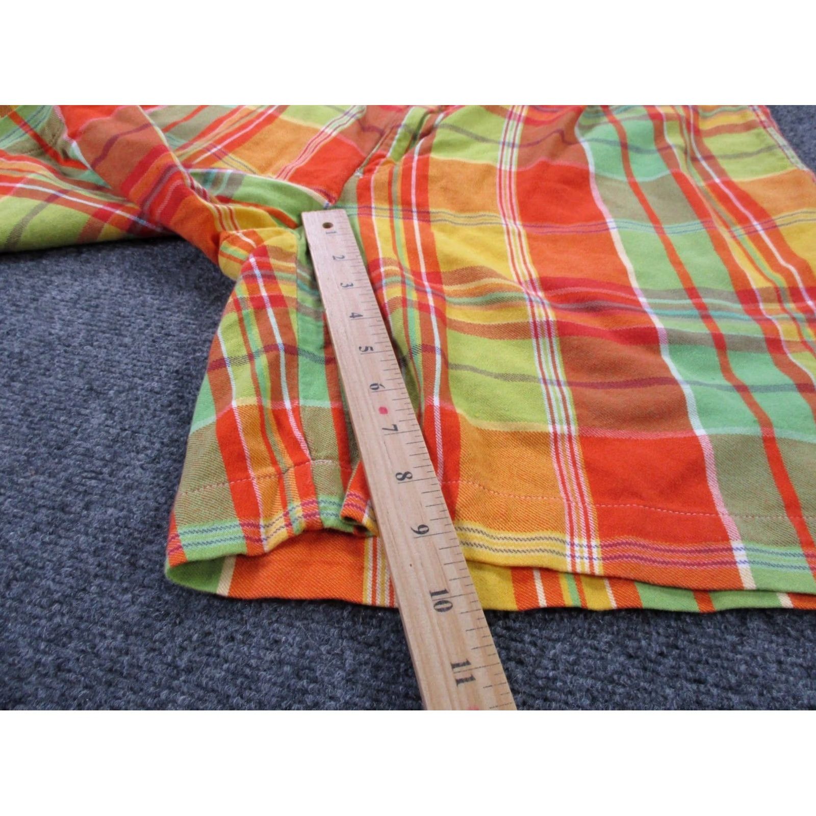 Polo Ralph Lauren Polo Ralph Lauren Shorts Men 35 Colorful Plaid Bermuda Classic Beach Preppy 90s Mens Size US S / EU 44-46 / 1 - 3 Thumbnail