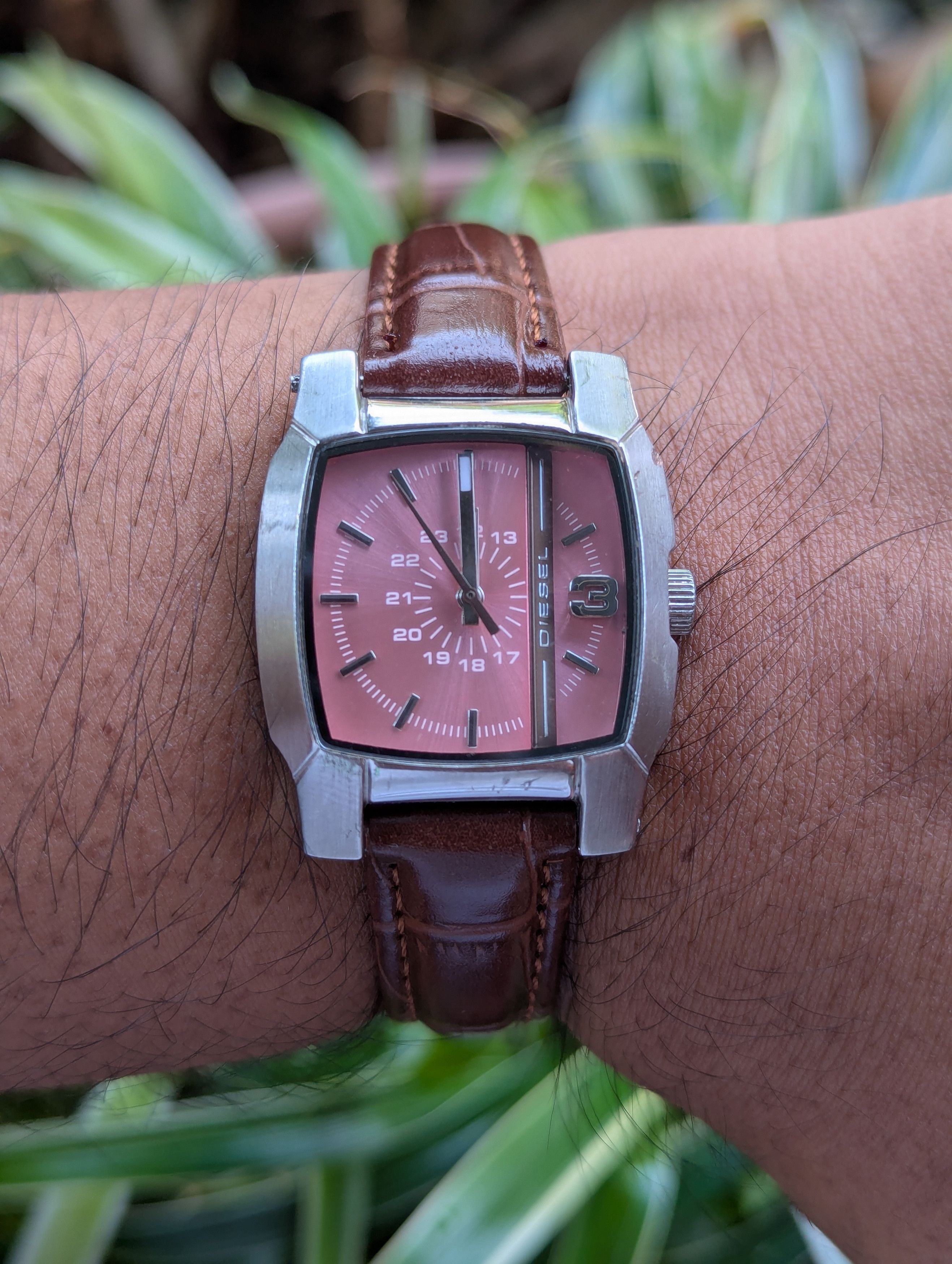 Diesel RARE Diesel Watch Analog Pink DZ5100 Size ONE SIZE - 1 Thumbnail