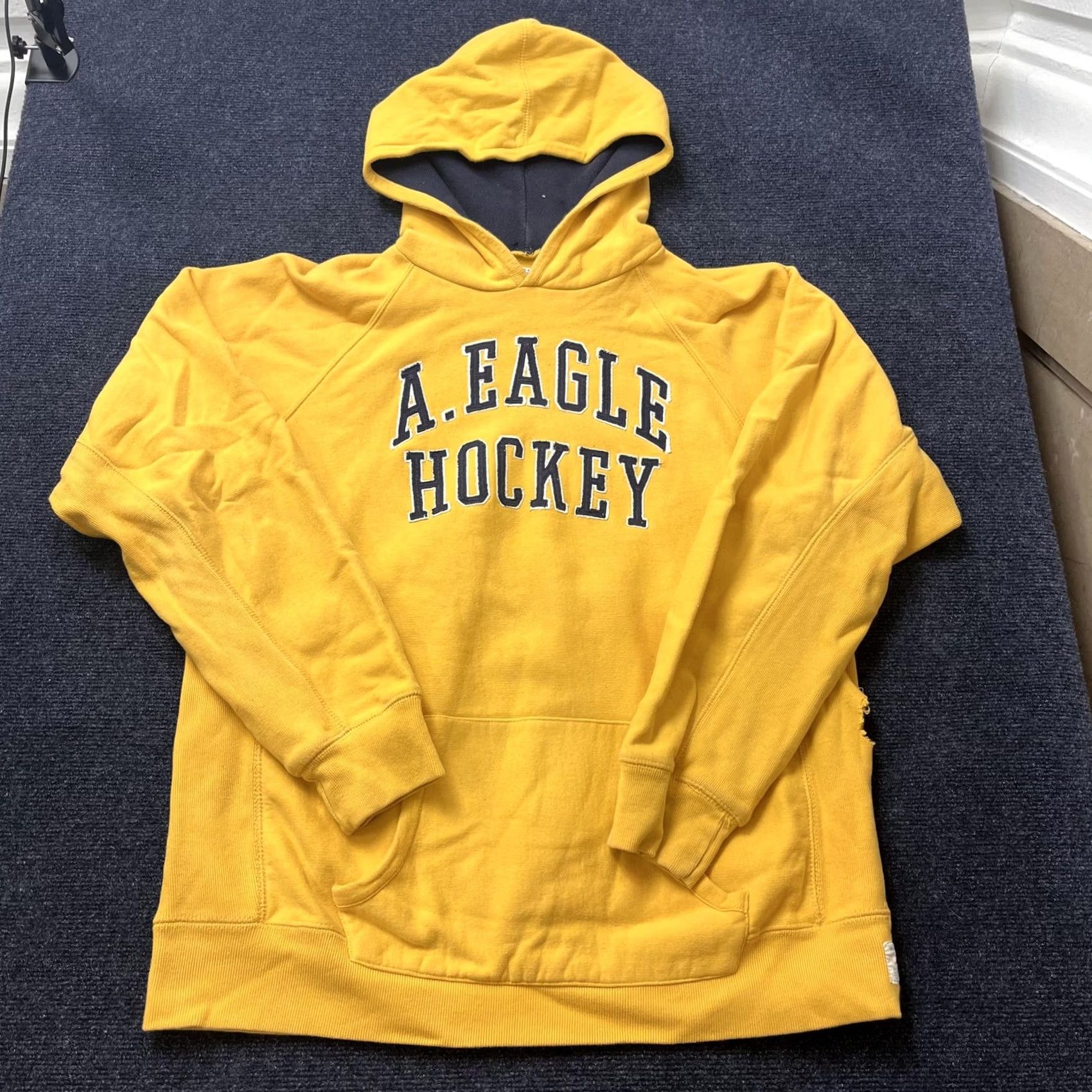American Eagle Outfitters VINTAGE American Eagle Outfitters Hoodie Mens XL Yellow Fleece Hockey Pullover 36 Back Size US XL / EU 56 / 4 - 2 Thumbnail
