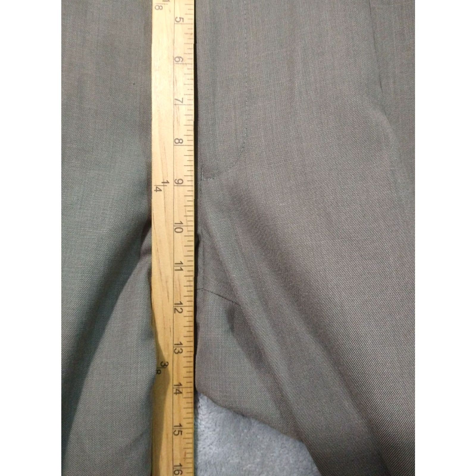 Ralph Lauren Ralph Lauren Dress Pants Mens 34x32 Beige Straight Leg Mid Rise Cuffed Pleated Dress Pants Mens Beige 34 Inseam 32 City Preppy Wedding Vintage: No Size US 34 / EU 50 - 4 Thumbnail