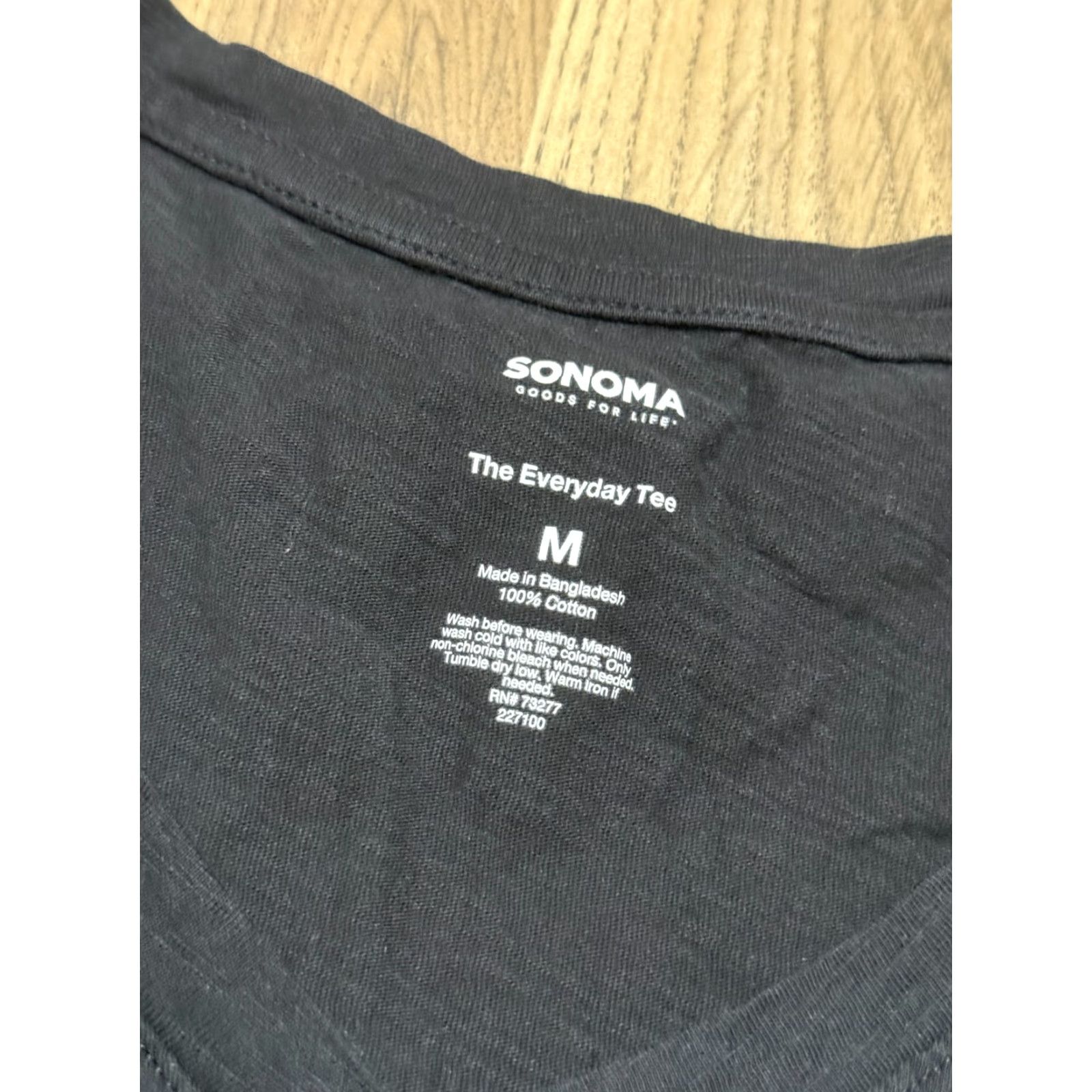 Vintage Sonoma Shirt Women's Size Medium Black V-neck The Everyday Tee Size M / US 6-8 / IT 42-44 - 4 Thumbnail