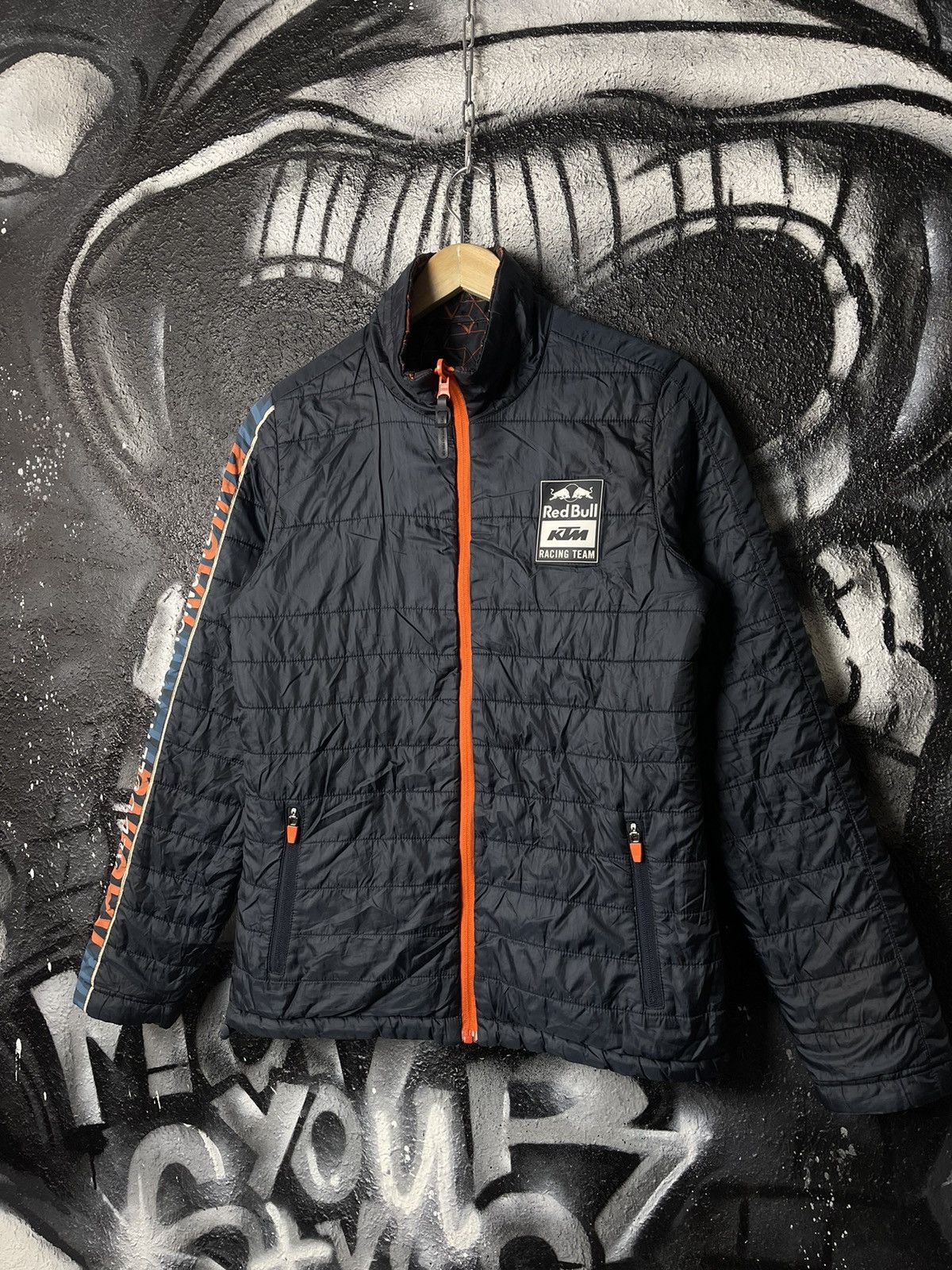Red Bull × Vintage Red Bull KTM Racing Team Reversible Puffer Jacket Size M Size M / US 6-8 / IT 42-44 - 2 Thumbnail