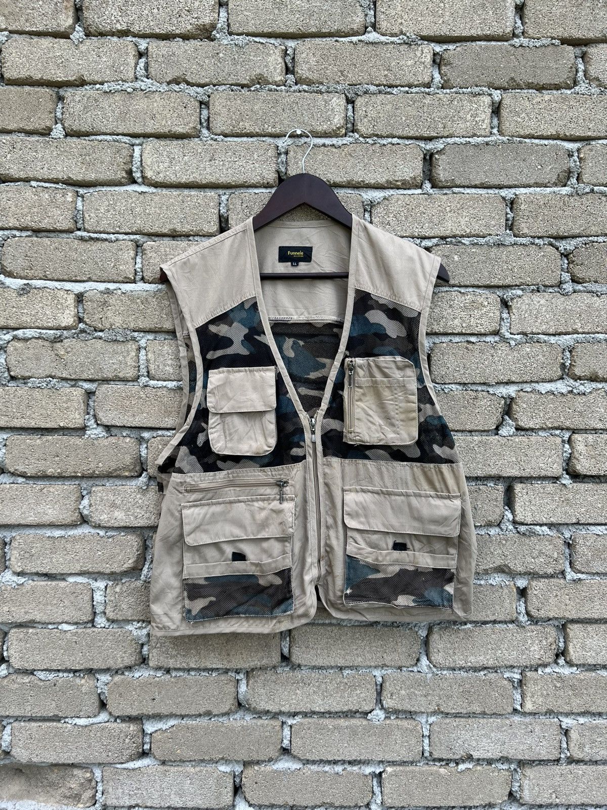 Japanese Brand Funnele Mountain Camo Vest Jacket Size US L / EU 52-54 / 3 - 2 Thumbnail