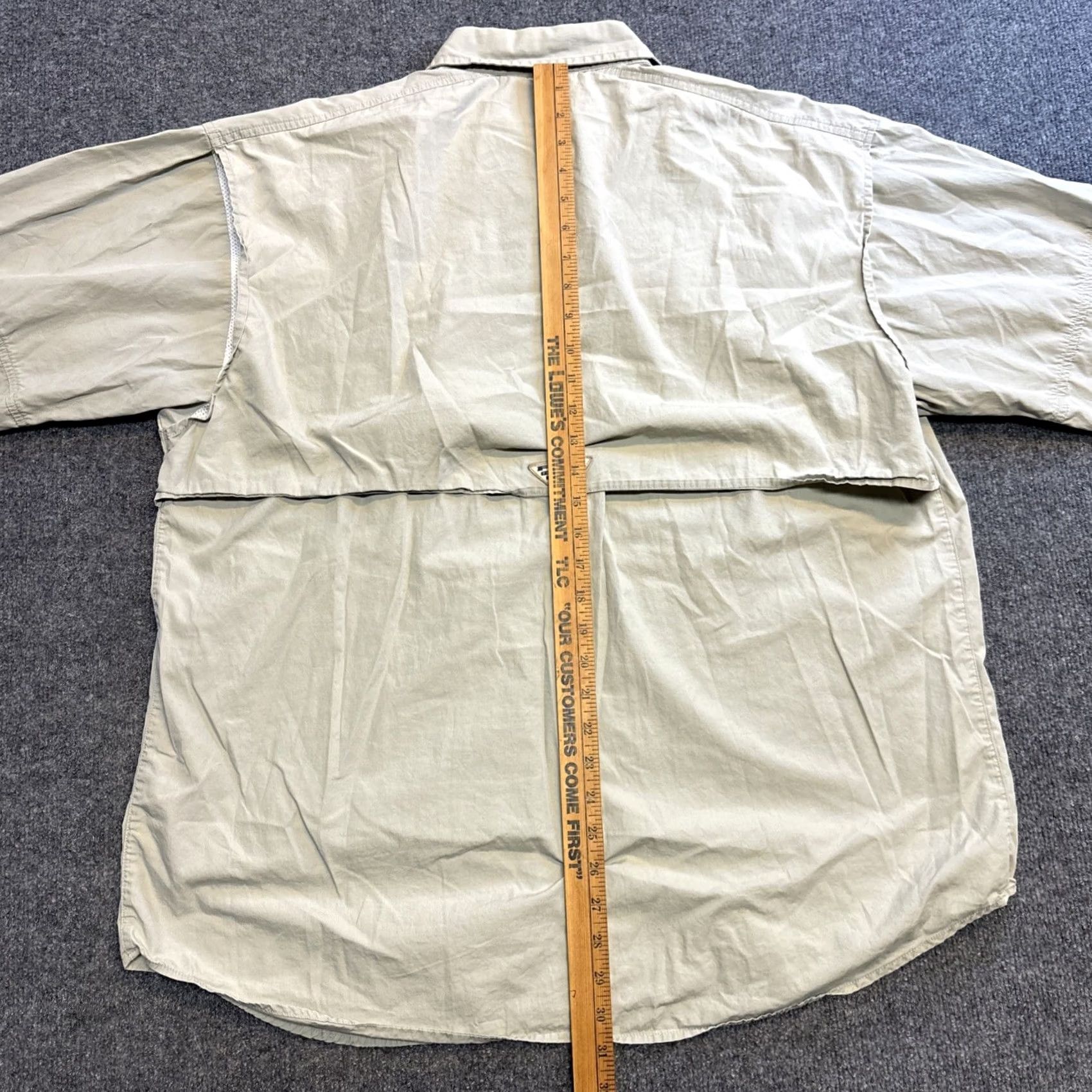 Vintage VINTAGE Columbia PFG Button Up Long Sleeve Shirt Men’s Large Khaki Hunting Hike Mens L Beige Regular Shirts Size US L / EU 52-54 / 3 - 5 Thumbnail