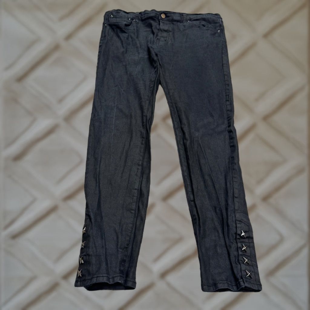 Denime MMML Distressed Skinny Button Fly Denim Jeans Mens 40 Black Star Studded Stretch Size US 40 / EU 56 - 1 Thumbnail