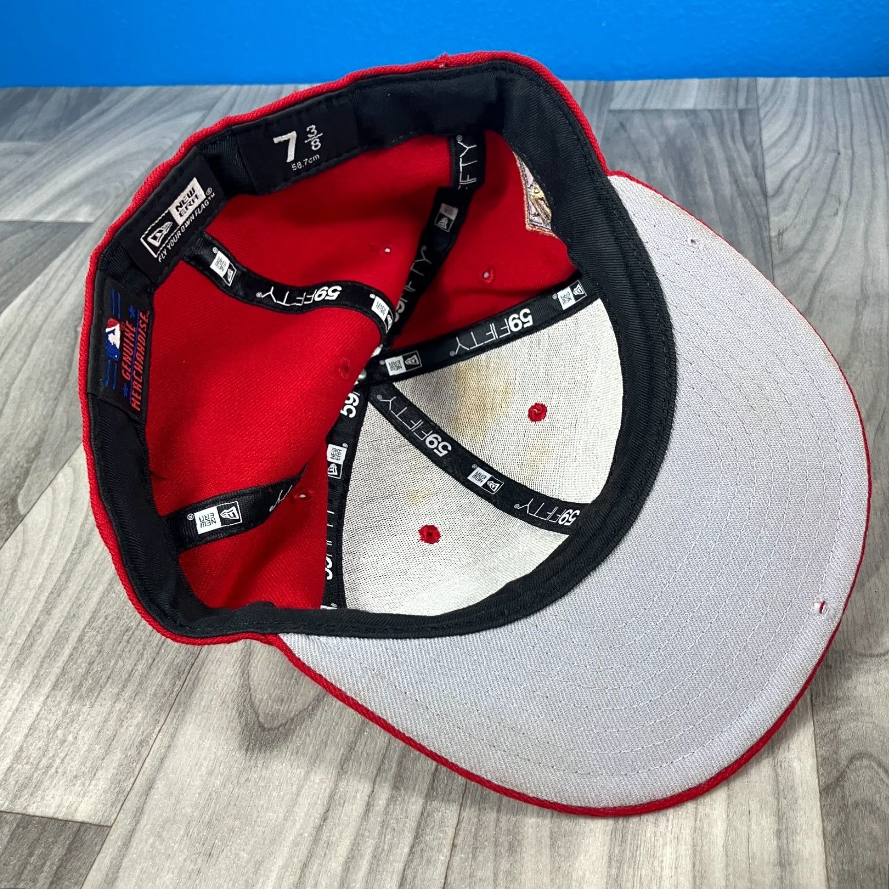New Era New Era 59Fifty San Francisco Giants Exclusive Fitted Hat 7 3/8 Blue Red Solid Twill Baseball Cap Mens Holiday Sports Cap Adults Regular Size 7 1/2 Size ONE SIZE - 4 Thumbnail