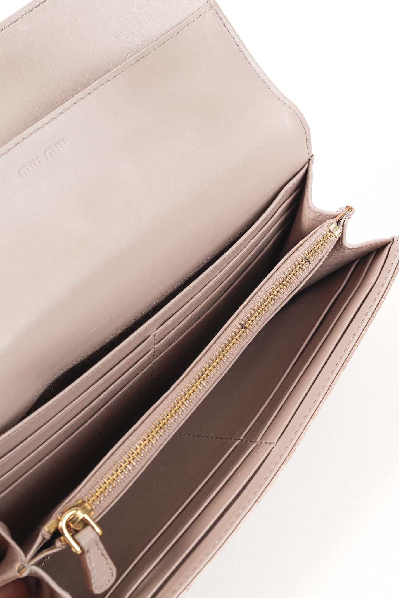 Miu Miu Miu Miu Croc Embossed Long Continental Blush Pink Wallet Size ONE SIZE - 7 Thumbnail
