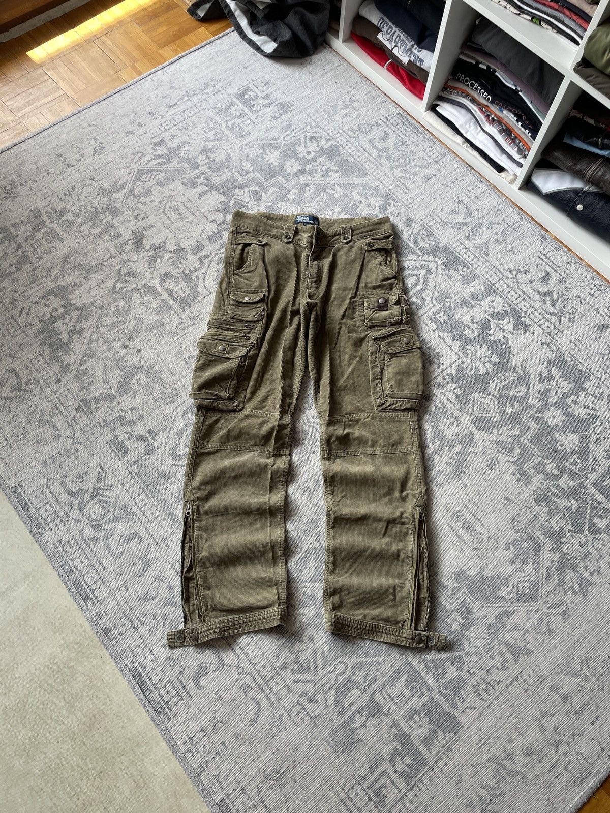 Polo Ralph Lauren Vintage Polo Ralph Lauren Cargo Pants Velvet Corduroy Army Size US 32 / EU 48 - 1 Thumbnail
