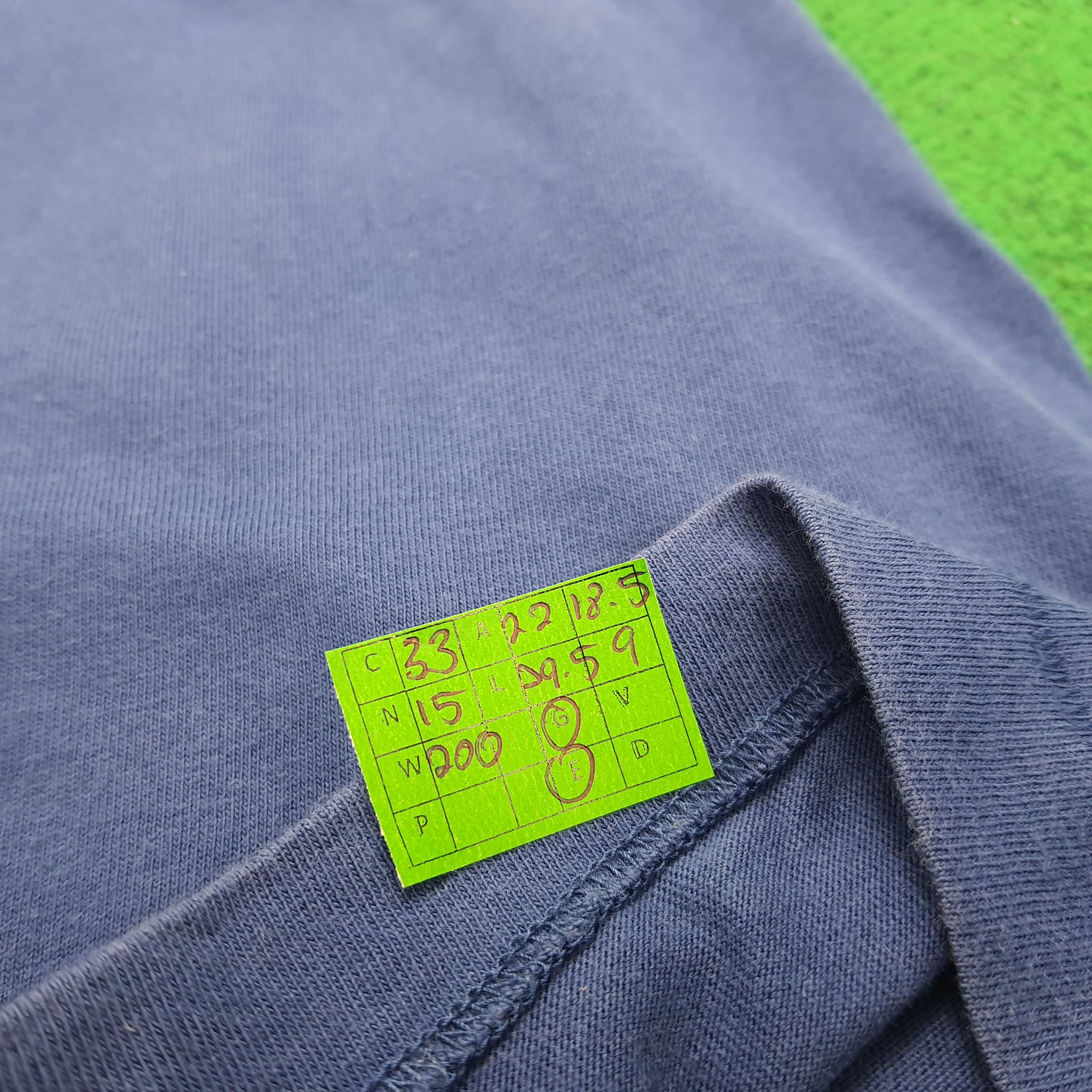 Kaws × Uniqlo Kaws x Uniqlo Tshirt Size US L / EU 52-54 / 3 - 7 Thumbnail