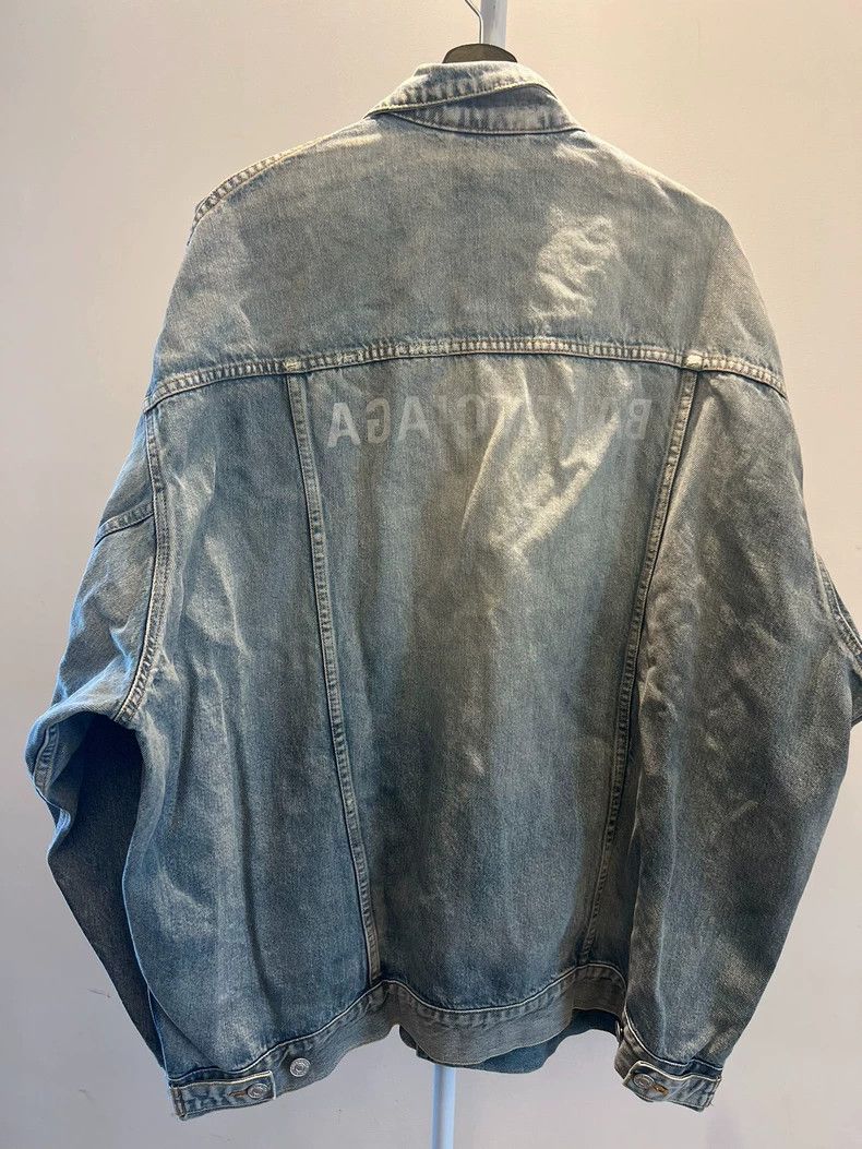 Balenciaga Balenciaga Denim jacket, size 2, 95% new Size US M / EU 48-50 / 2 - 2 Thumbnail