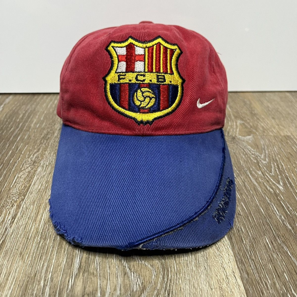 Nike × Vintage 00s ronaldinho barcelona hat Size ONE SIZE - 2 Thumbnail
