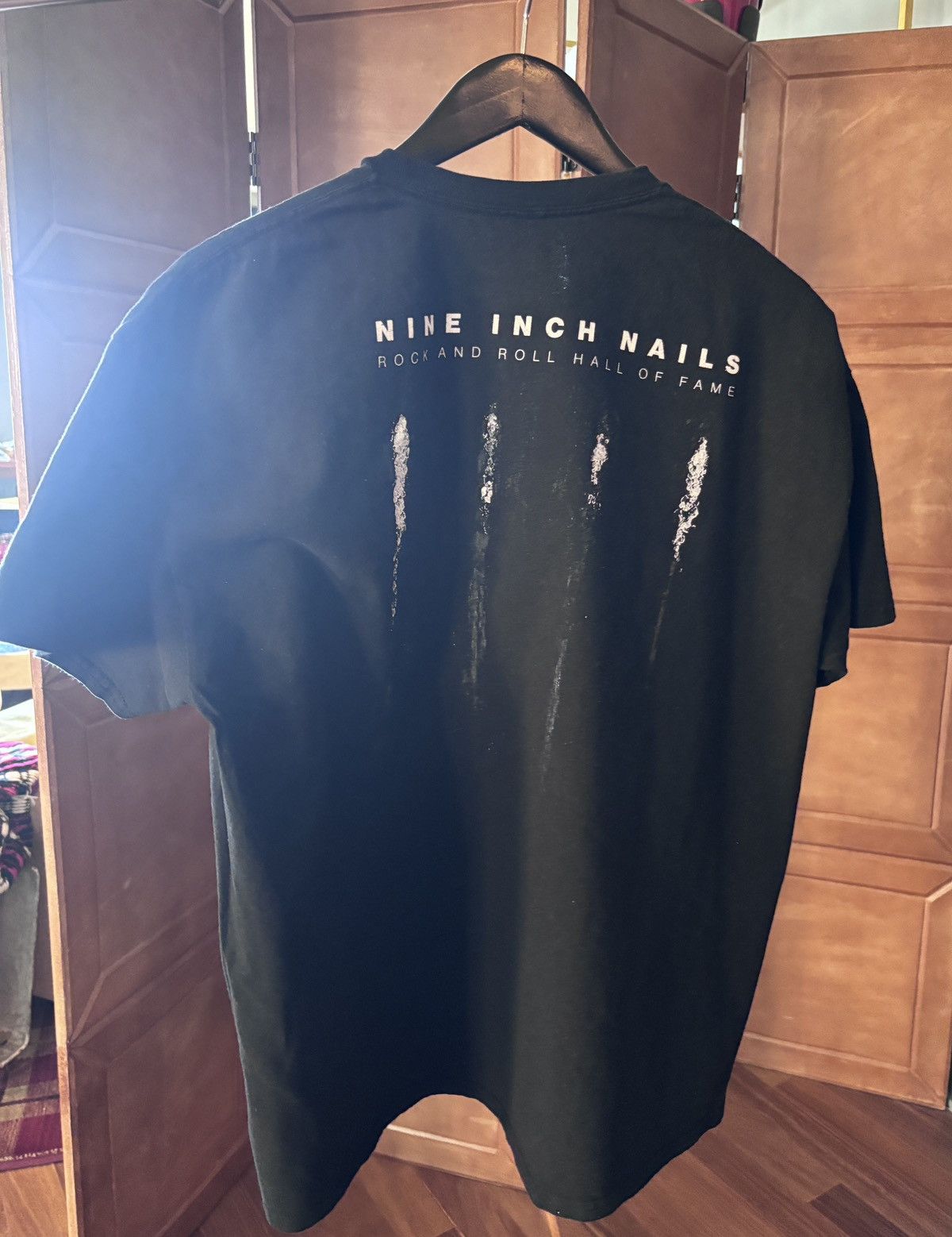 Band Tees Nine Inch Nails Rock & Roll Hall of Fame Induction Shirt Size US XL / EU 56 / 4 - 4 Thumbnail
