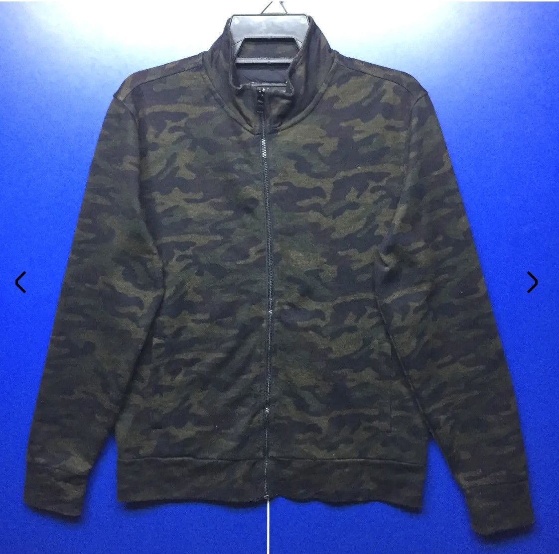 Banana Republic Vintage Banana Republic Camo Military Style Jacket Size S Size US M / EU 48-50 / 2 - 1 Thumbnail