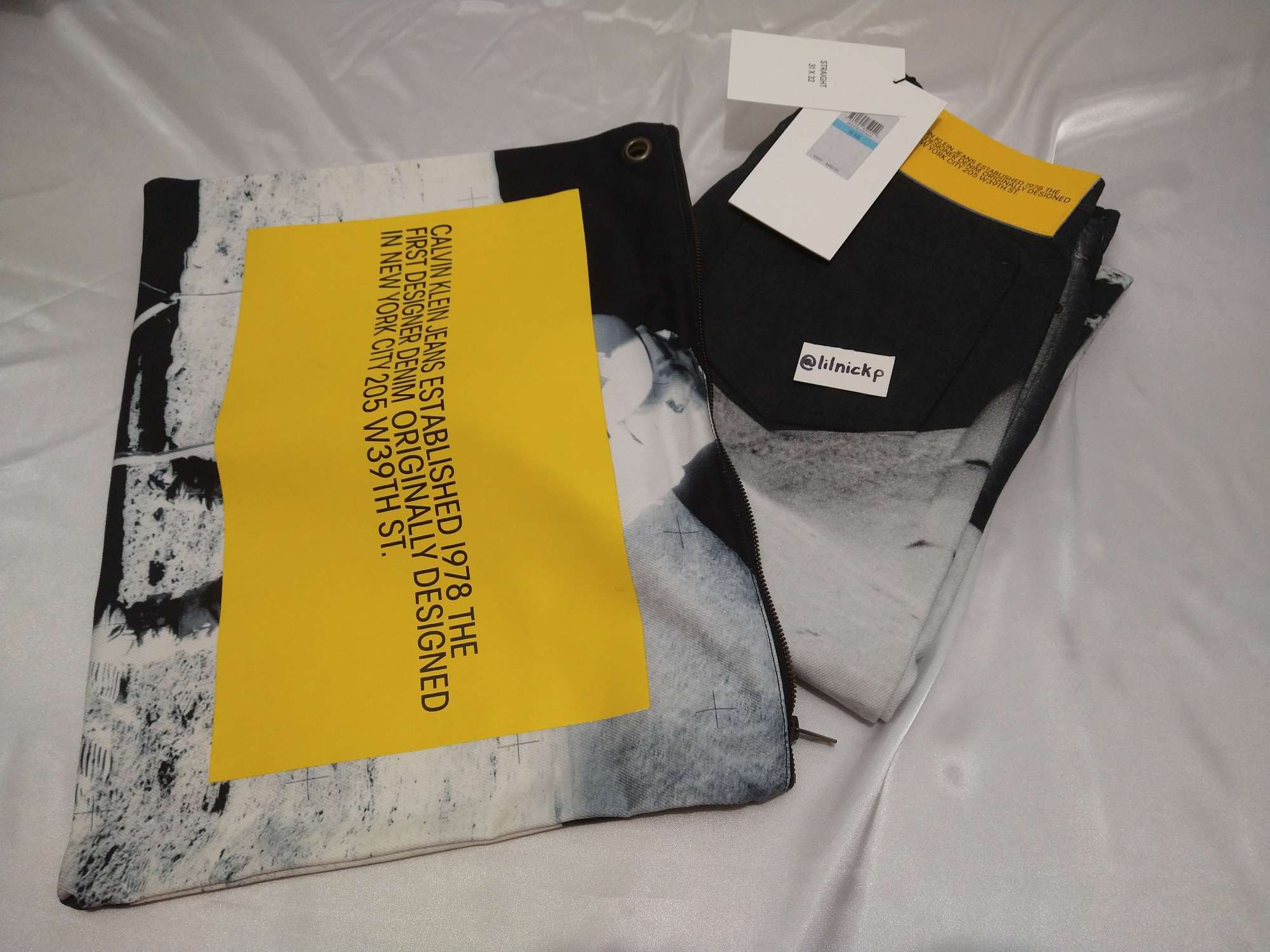 Calvin Klein 205W39NYC EST. 1978 Straight Leg Moon Landings Jeans Size US 31 - 10 Thumbnail