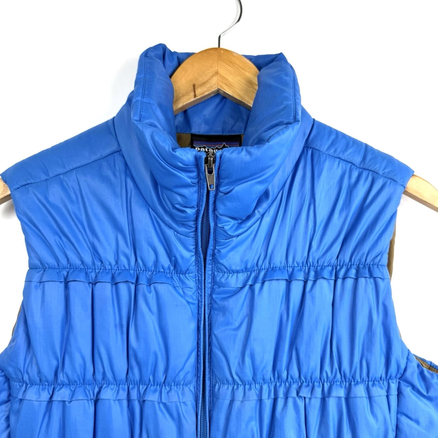 Patagonia Patagonia Lidia Vest Womens Large Blue Quilted Puff Insulated Packable Zipper Pockets Stand-Up Collar Mid-Length Sleeveless Casual Outdoor Travel Size L / US 10 / IT 46 - 2 Thumbnail