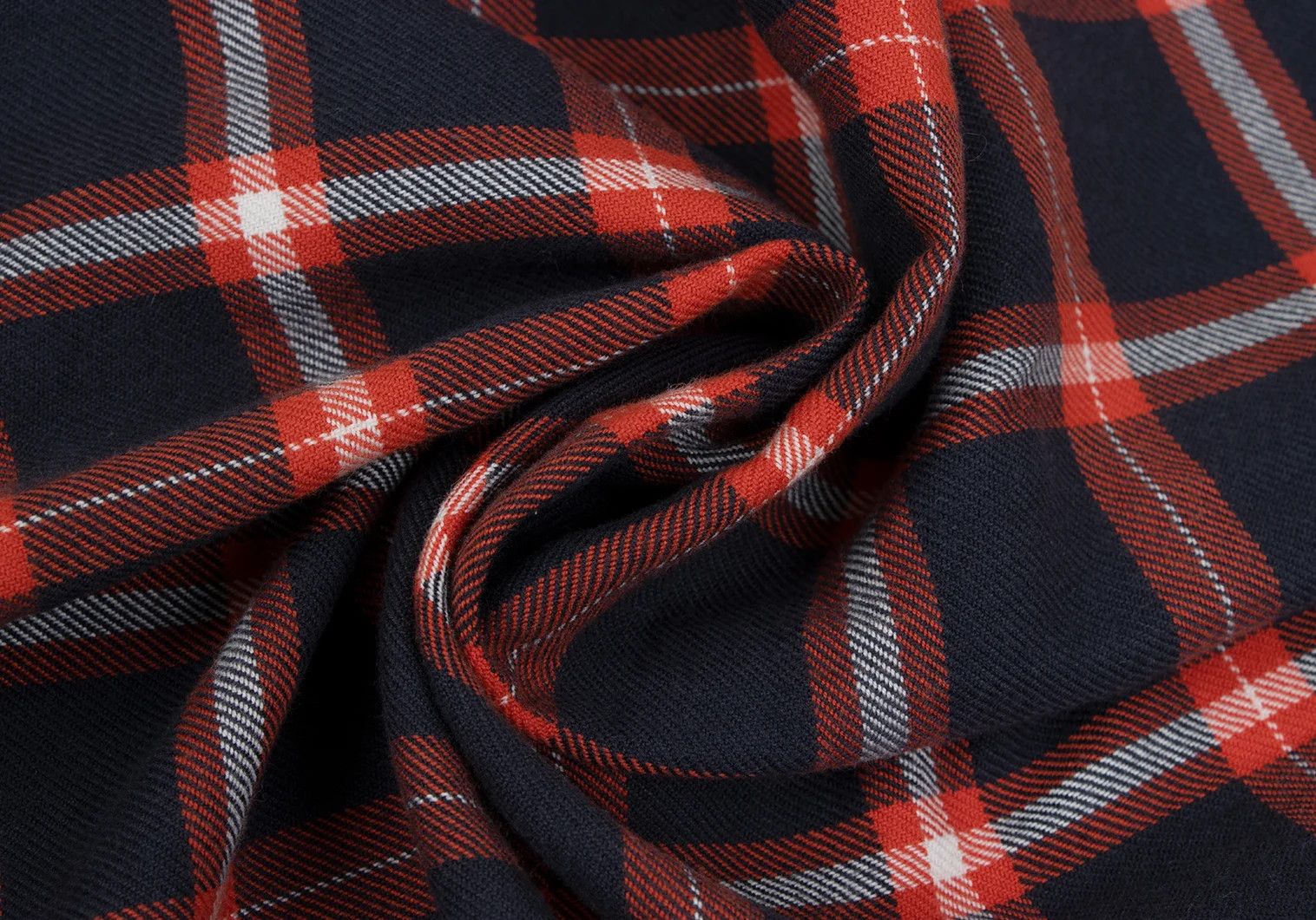 Engineered Garments Checked Stole in Navy and Red Size ONE SIZE - 4 Thumbnail