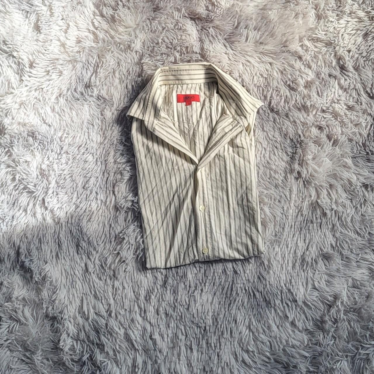 Hugo Boss Hugo Boss Men's Grey and Cream Shirt - Size L Size US L / EU 52-54 / 3 - 8 Thumbnail