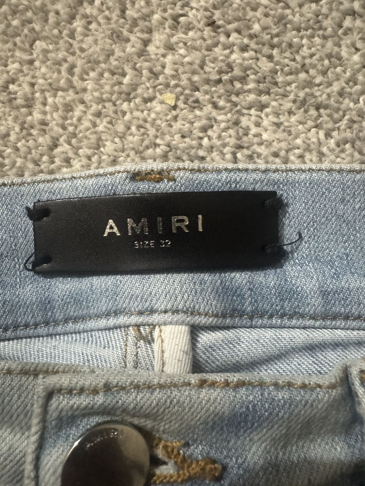 Amiri Light blue Amiri Jeans size 32 Amiri on side Size US 32 / EU 48 - 5 Thumbnail