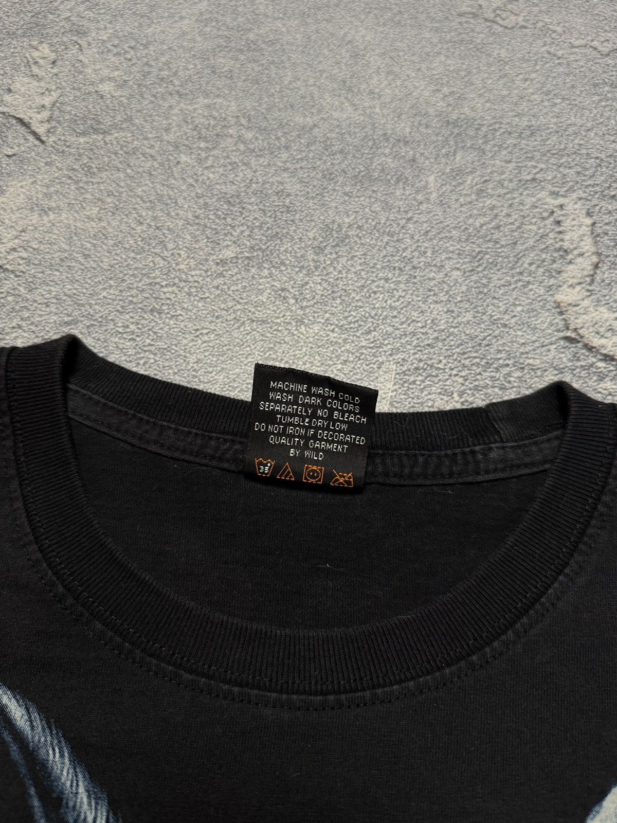Vintage Vintage Wild Wolf Tee Shirt Size US S / EU 44-46 / 1 - 8 Thumbnail