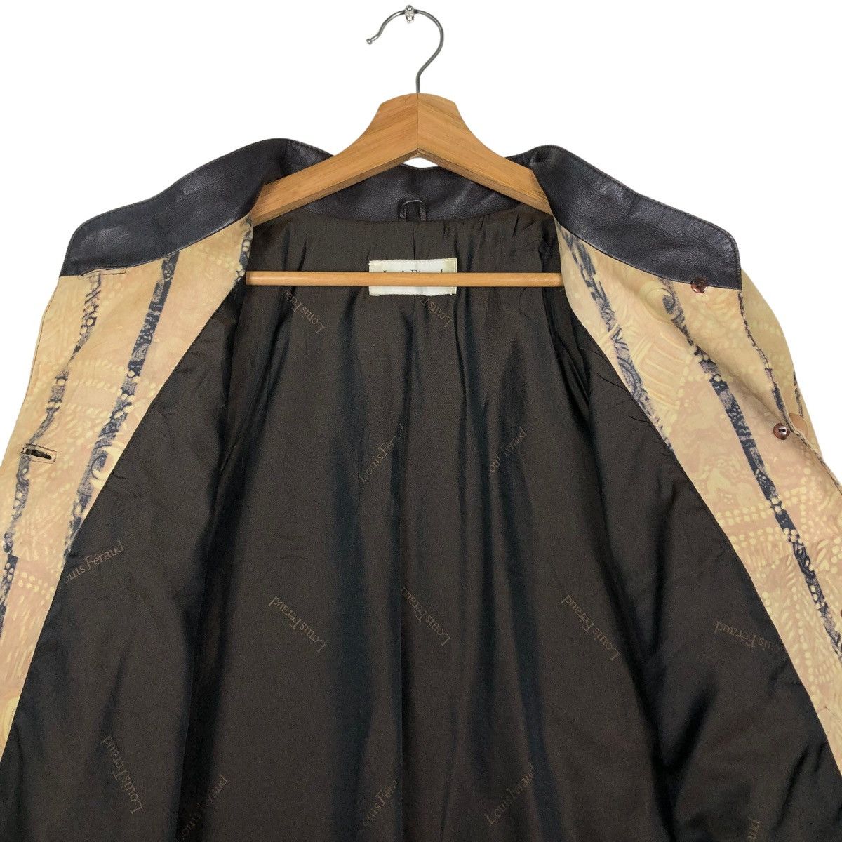 Louis Feraud 🔥CROPPED LEATHER JACKET BIKER LOUIS FERAUD PARIS Size M / US 6-8 / IT 42-44 - 14 Thumbnail
