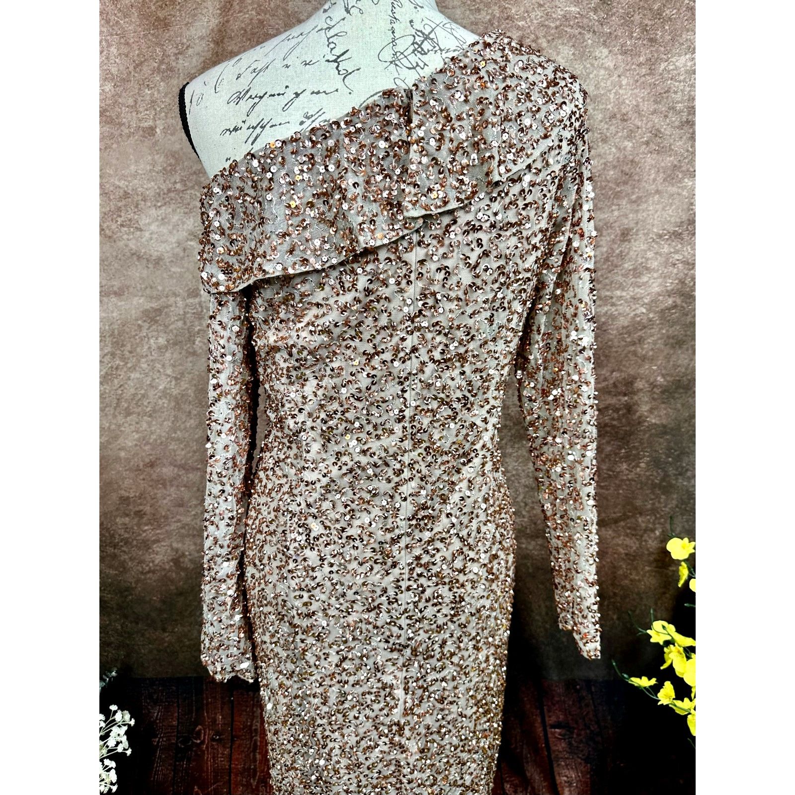 Other Mac Duggal Sequin Off the Shoulder Midi Dress Copper size 12 Size XL / US 12-14 / IT 48-50 - 10 Thumbnail