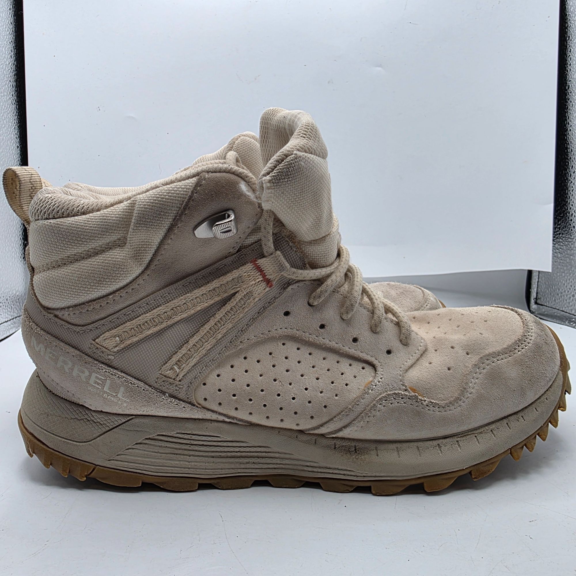 Merrell Merrell Wildwood Womens Size 8 Beige Mid Hiking Boots Waterp Size US 8 / IT 38 - 12 Thumbnail