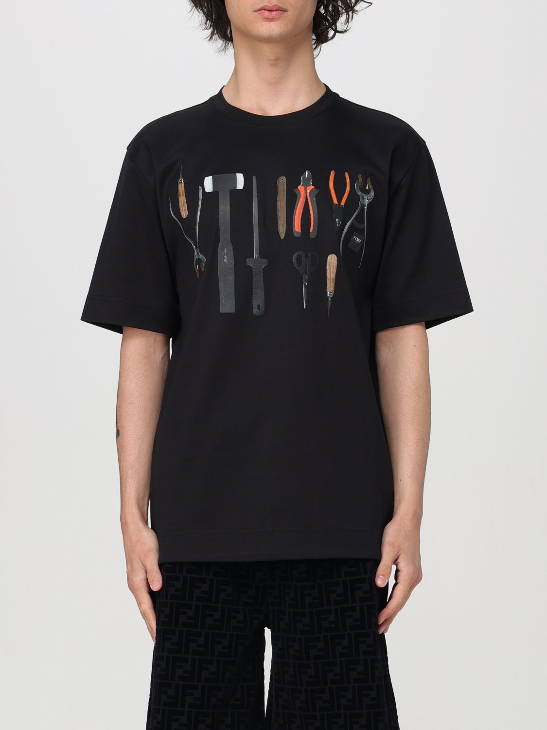 image of Fendi T-Shirt Men Black (Size Small)