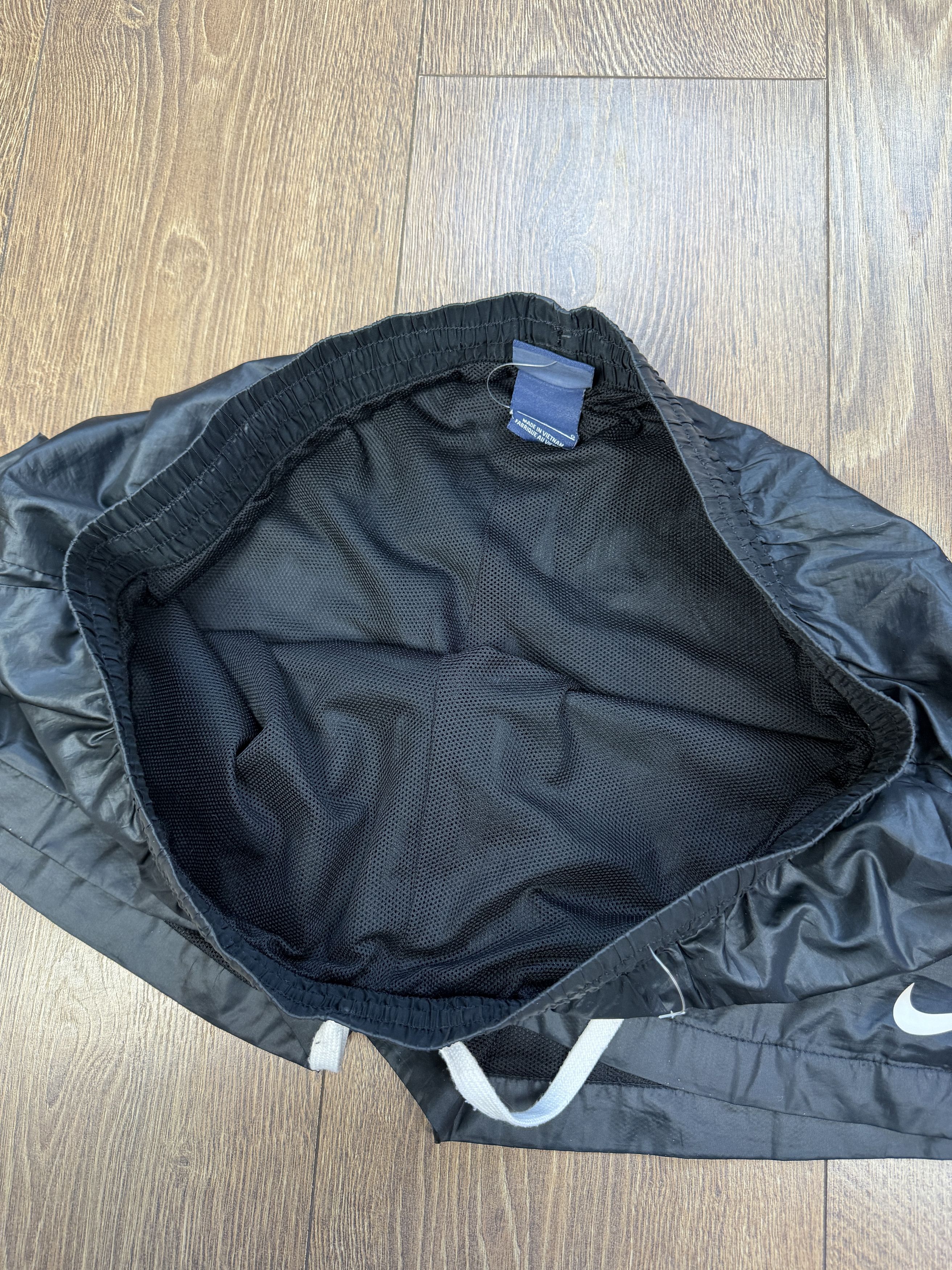 Nike niki ultra light shorts size L Size US 34 / EU 50 - 7 Thumbnail