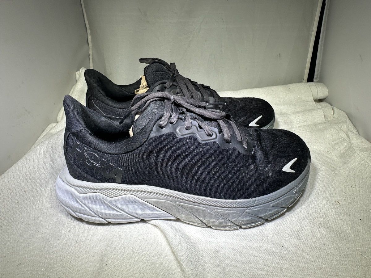 Hoka Hoka Arahi 6 Running Shoes Women's 6.5D Wide Black & White Size US 6.5 / IT 36.5 - 3 Thumbnail