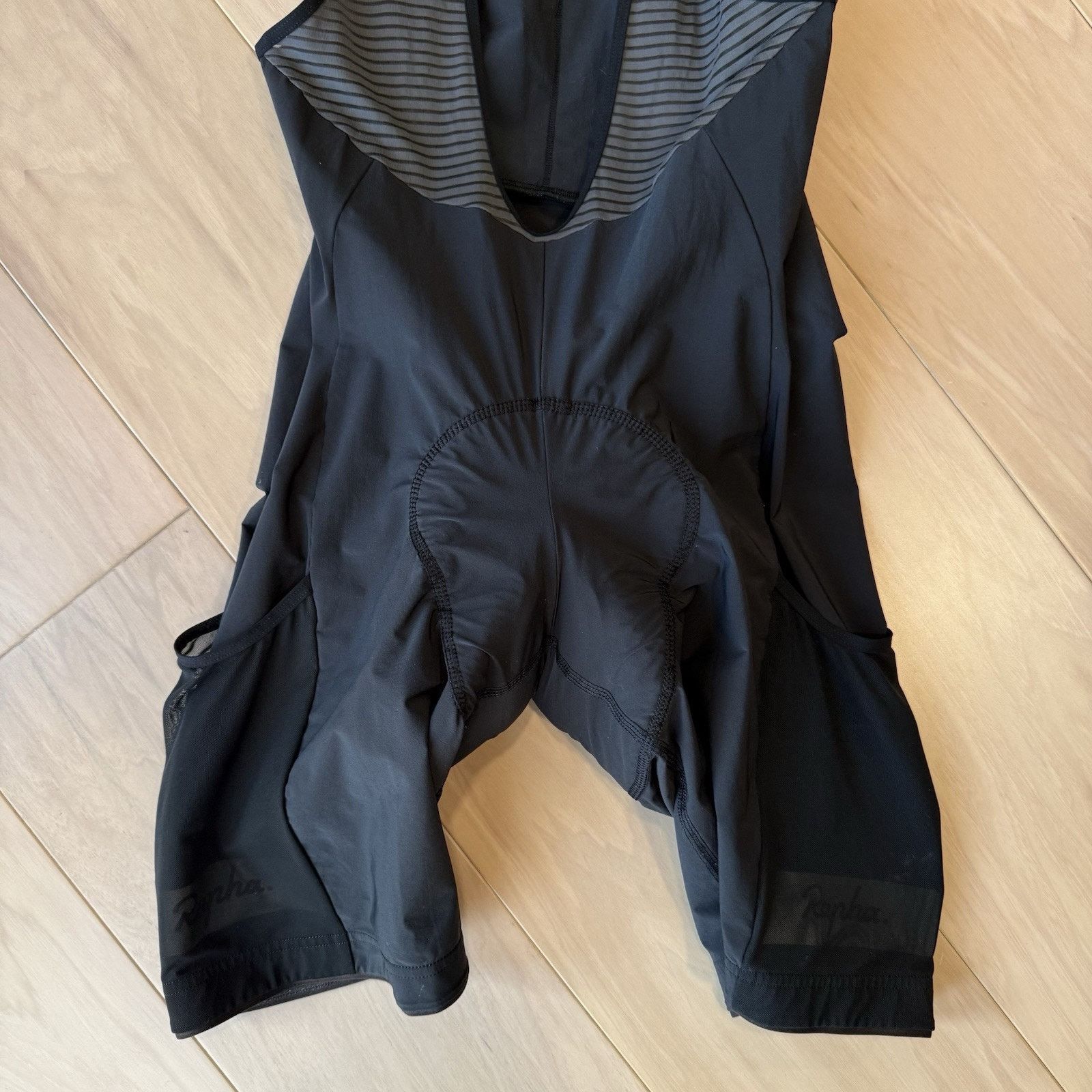 Rapha Rapha Cargo Cycling Bib Medium Black Cycling Sportswear Size US 30 / EU 46 - 4 Thumbnail