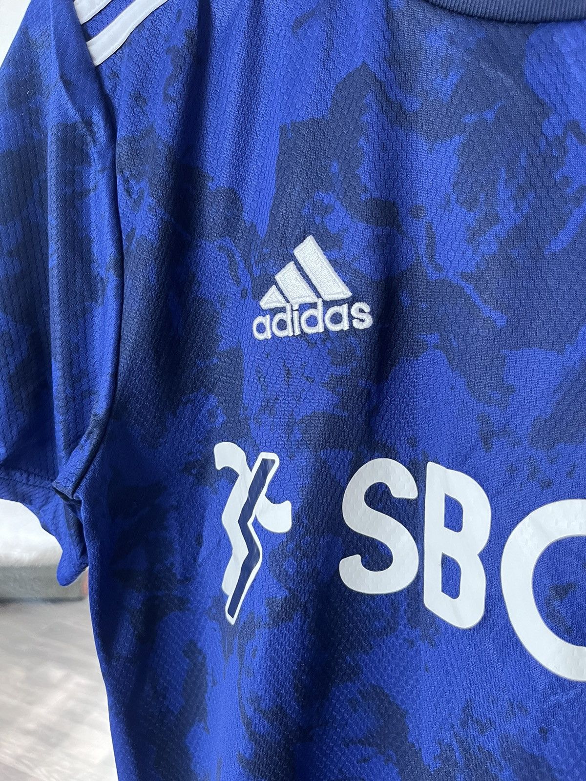 Adidas Adidas Leeds United 2020 2021 Away Shirt Soccer Jersey Size US S / EU 44-46 / 1 - 4 Thumbnail