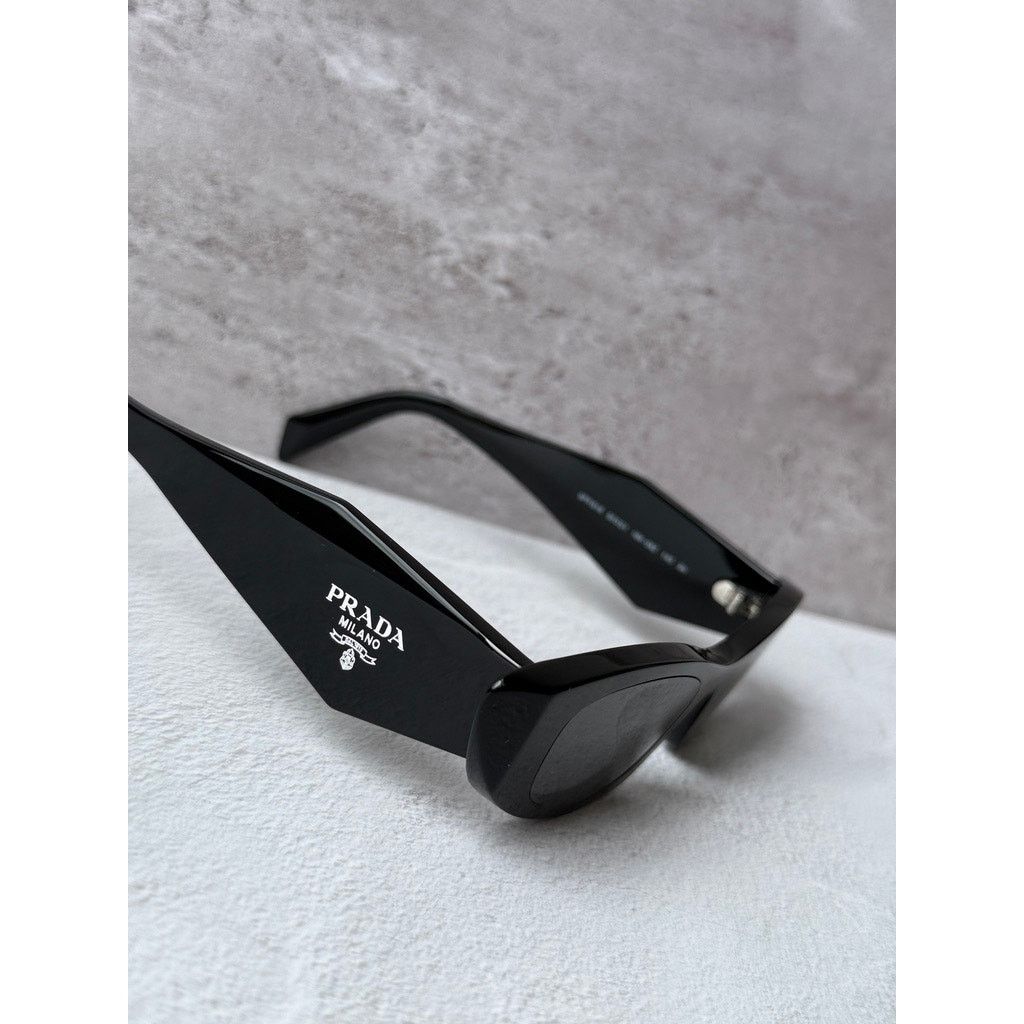 Prada NEW Prada PR B16S Sunglasses in Black $489 Size ONE SIZE - 6 Thumbnail