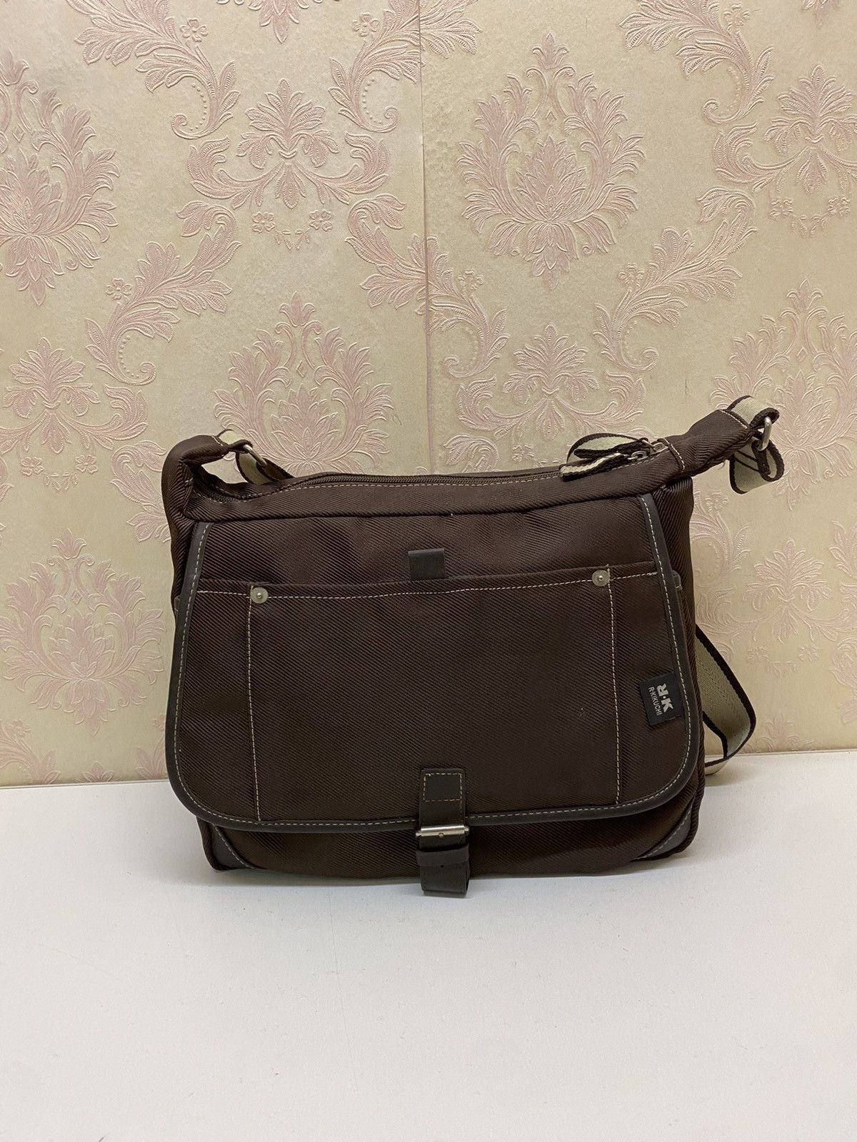 Japanese Brand R. Kikuchi Multipocket Crossbody Bag Size ONE SIZE - 2 Thumbnail