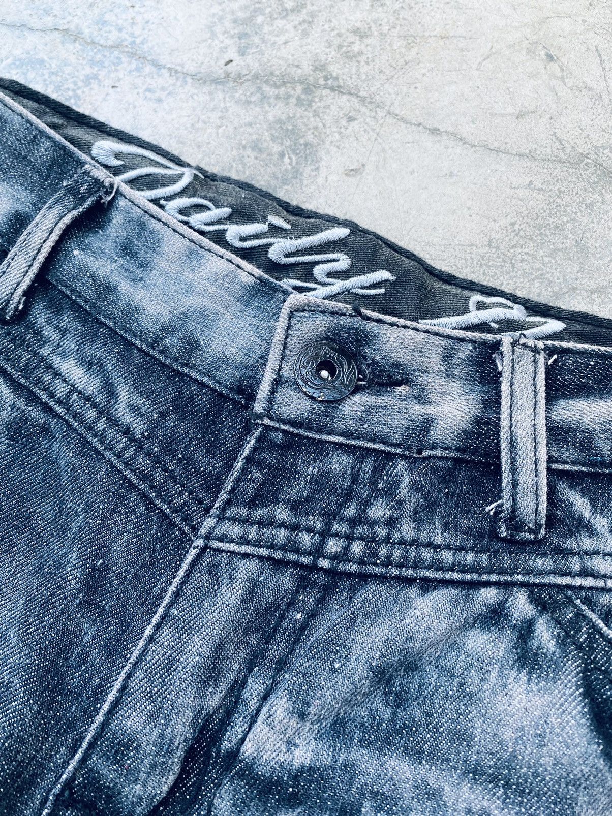 Japanese Brand Vintage Daily News Grabbed Feather Flared Denim Pants Size US 32 / EU 48 - 10 Thumbnail