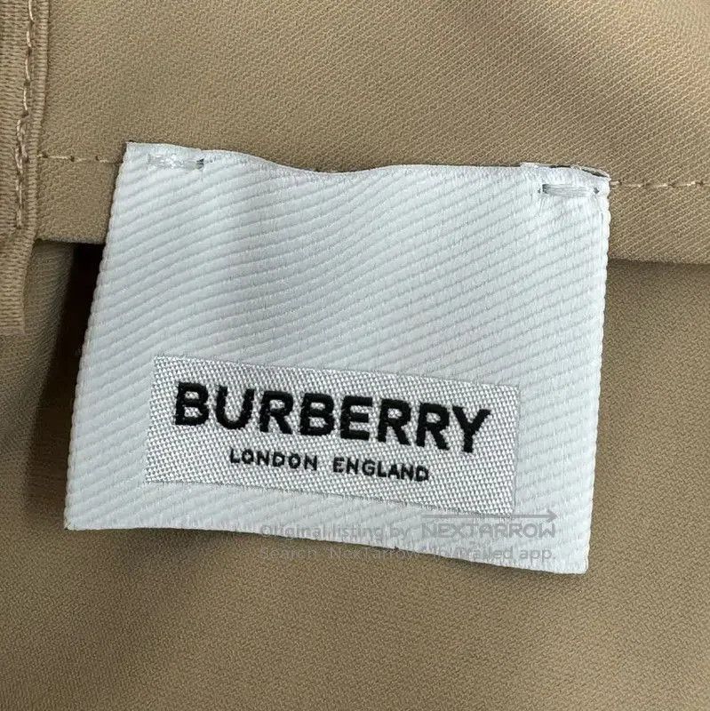 Burberry Burberry Summer Pencil Skirt in Khaki. Size 23" - 4 Thumbnail