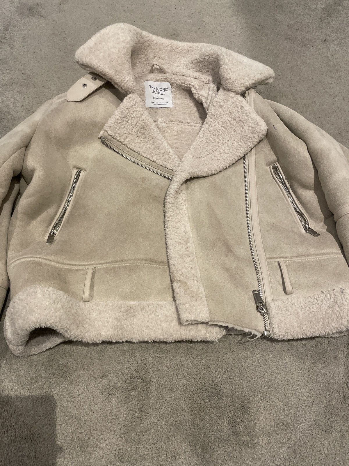 Stradivarius Cream fur jackett Size L / US 10 / IT 46 - 2 Thumbnail
