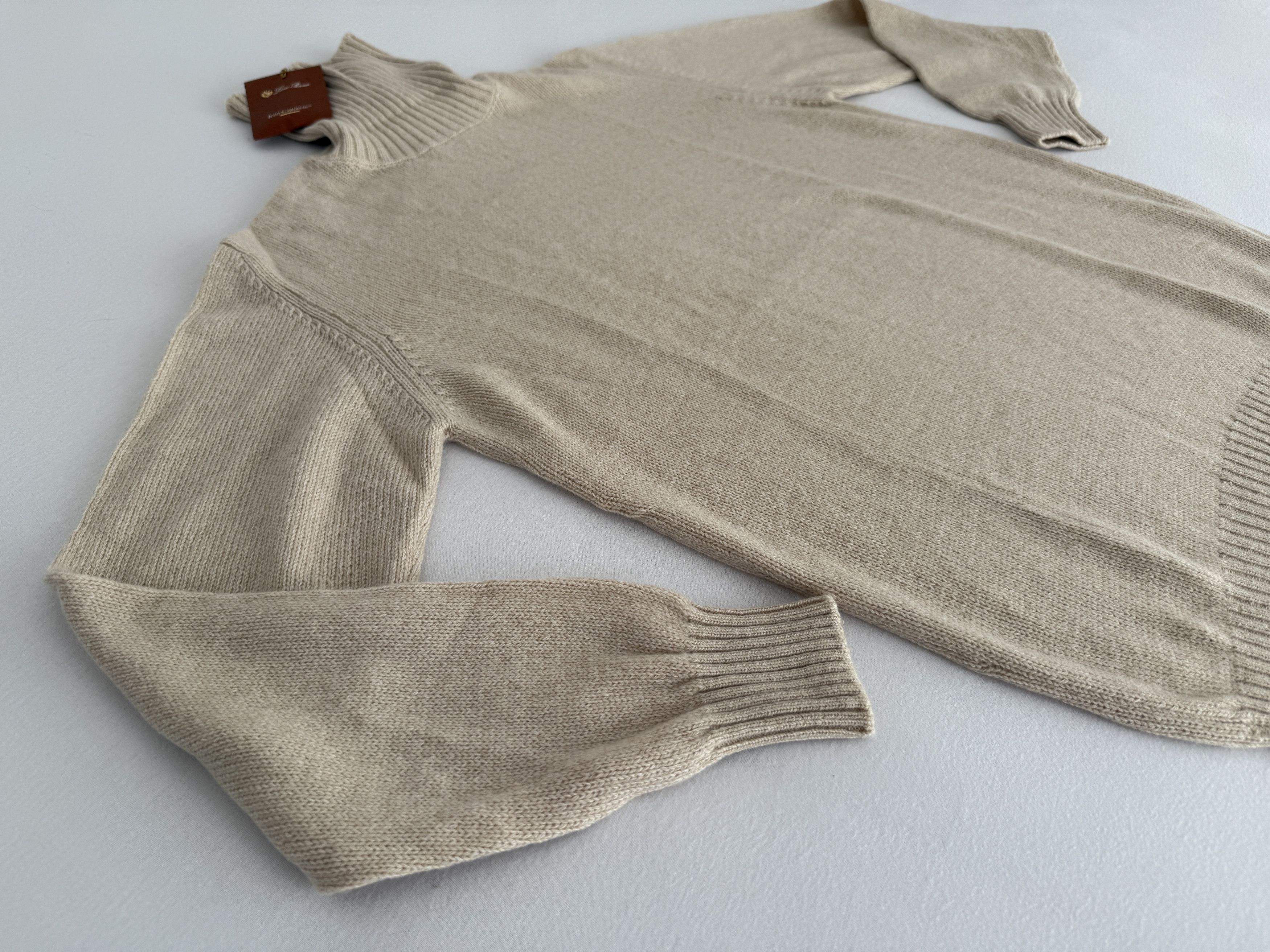Loro Piana Baby Cashmere Dolce Vita Rollneck Light Beige Size US L / EU 52-54 / 3 - 6 Thumbnail