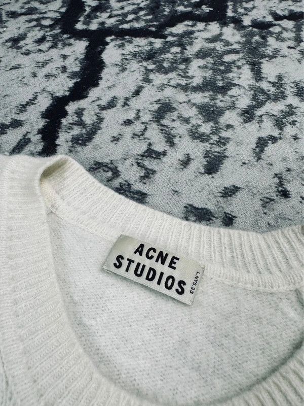 Acne Studios Acne Studios Cream White S Angora Wool Sweater Size S / US 4 / IT 40 - 3 Thumbnail
