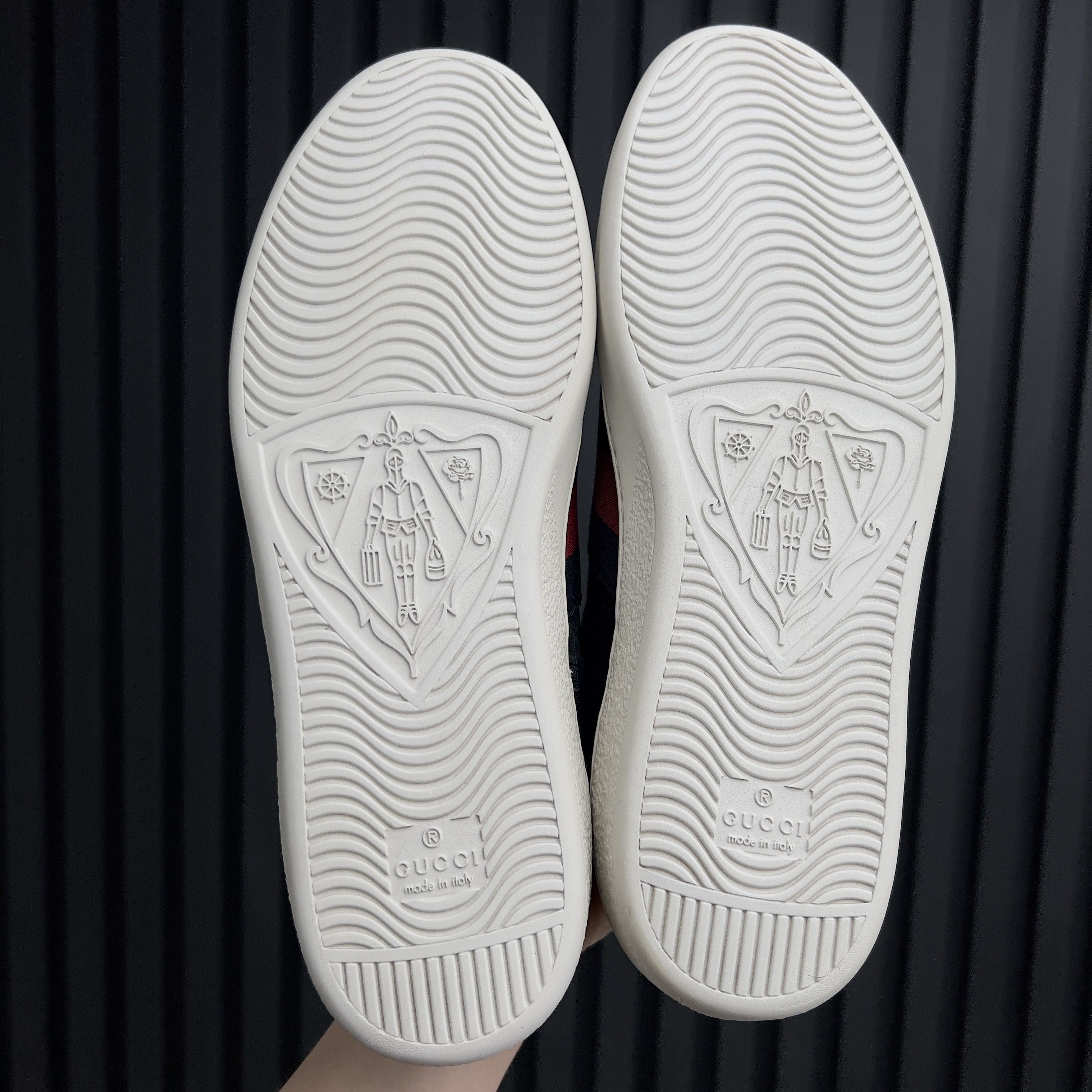 Gucci Gucci Ace Web GG Monogram Supreme Sneakers Leather Size US 7.5 / EU 40-41 - 10 Thumbnail